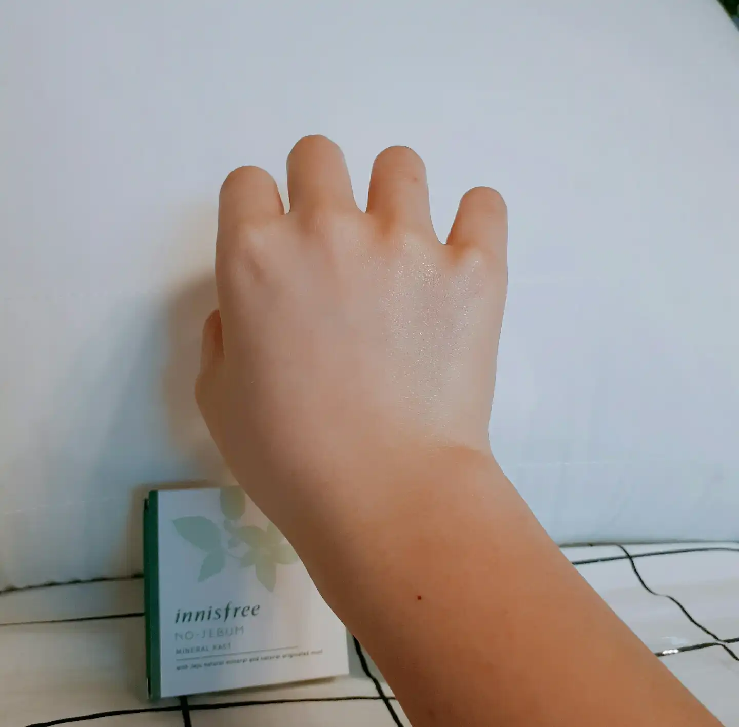 언니의파우치 리뷰 이미지 5 - [노세범 미네랄 팩트]