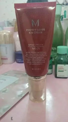선택된 언니의파우치 리뷰 이미지 - [M 퍼펙트 커버 비비 크림  [21호 화사한 베이지]]