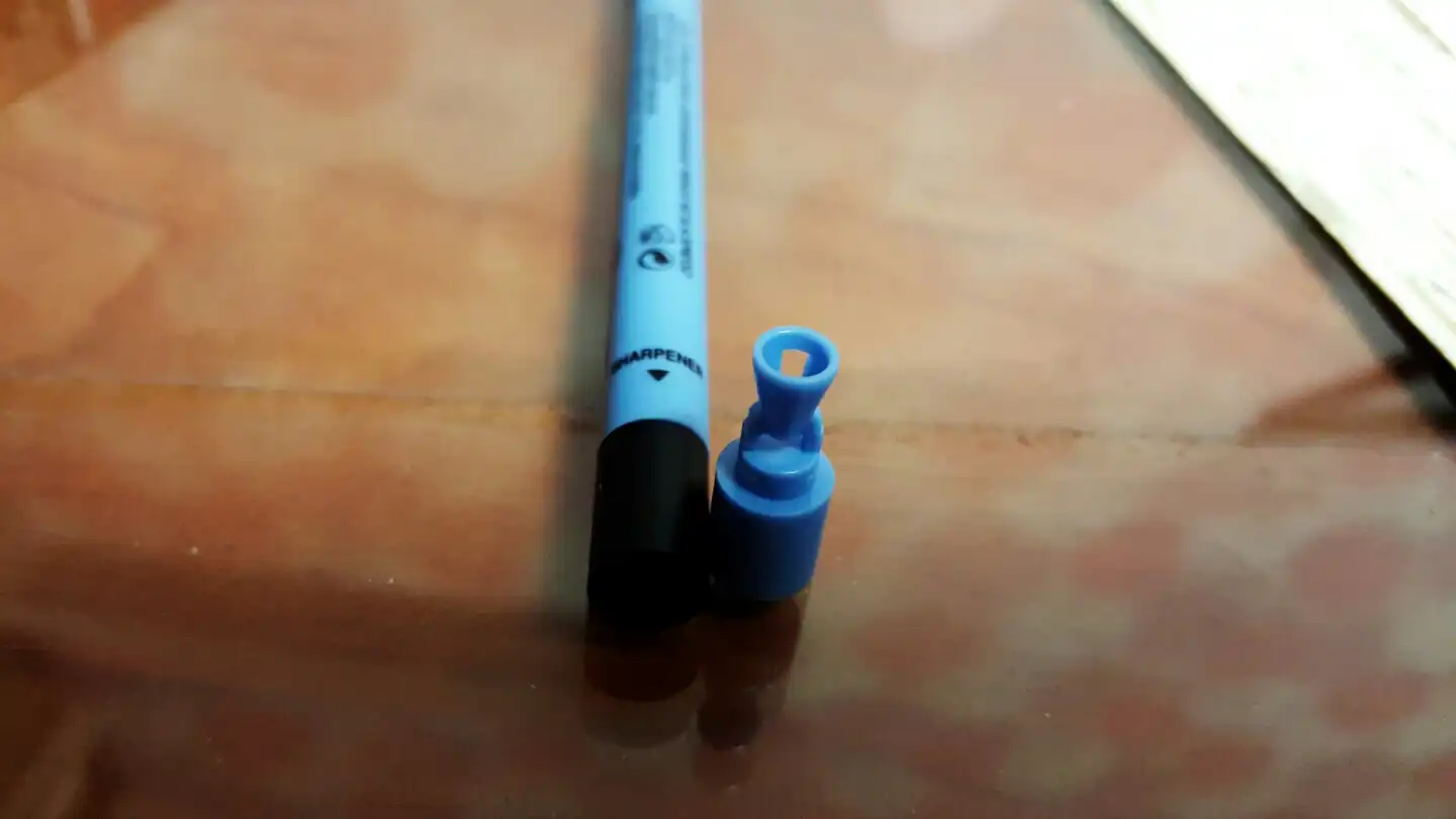 언니의파우치 리뷰 이미지 3 - [페스티벌 젤 펜슬 컨투어 카카오 프렌즈 [501 라즈베리 벨벳]]