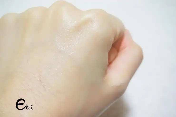 언니의파우치 리뷰 이미지 6 - [NEW 울트라 훼이셜 크림]