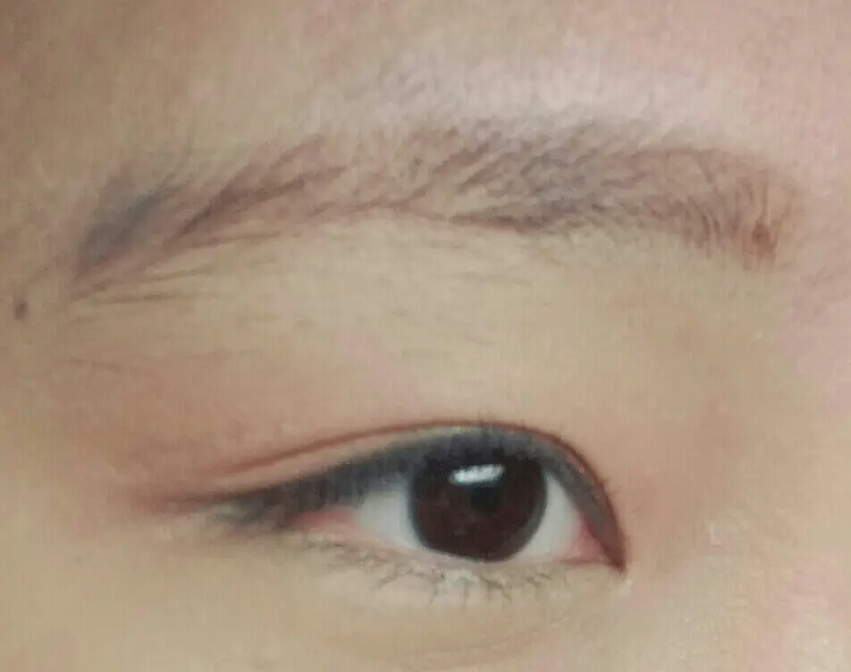 선택된 언니의파우치 리뷰 이미지 - [룩 앳 마이 아이즈 카페 [Pk005 딸기마카롱]]