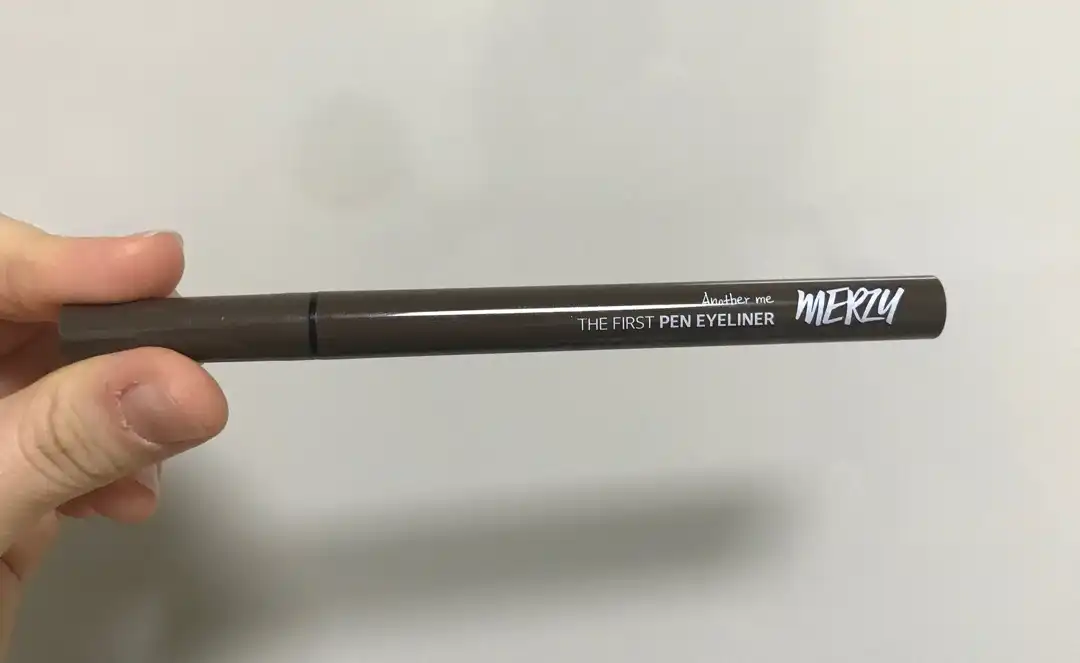 더 퍼스트 펜 아이라이너 [P2 브라우니]