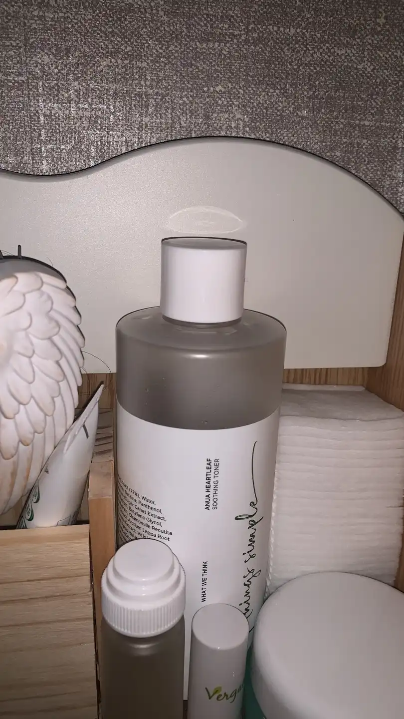 어성초 77 수딩 토너