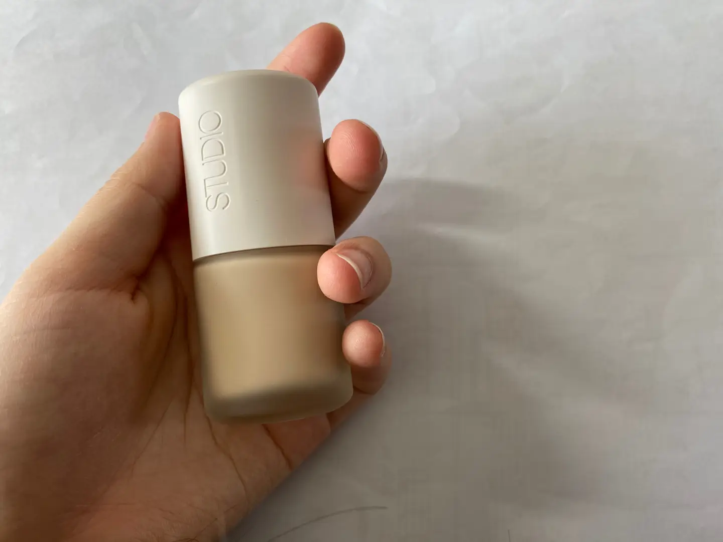 선택된 언니의파우치 리뷰 이미지 - [스튜디오 슬림 핏 파운데이션 21호 브라이트_10ml]