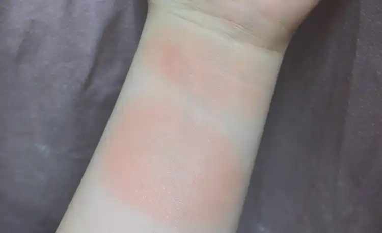 수분 쿠션 블러쉬 [02 코랄]