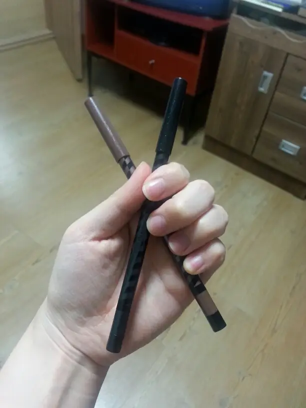 선택된 언니의파우치 리뷰 이미지 - [다이아 아이펜슬 워터프루프 [7호 스윗카카오]]