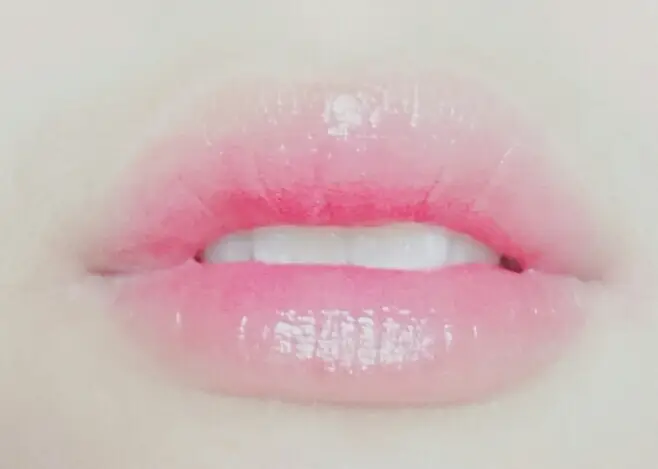 선택된 언니의파우치 리뷰 이미지 - [루쥬 볼립떼 샤인(45)]