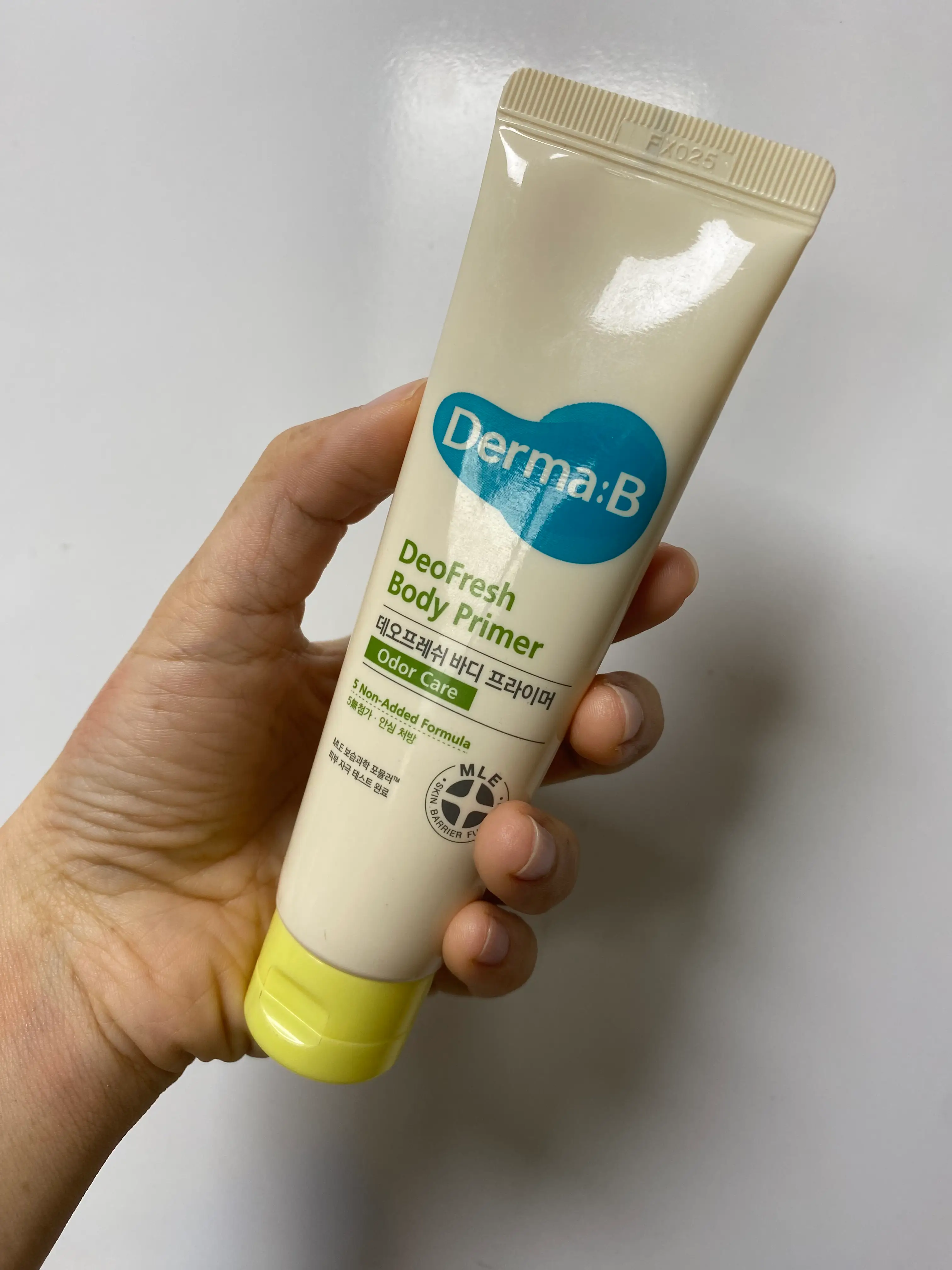 선택된 언니의파우치 리뷰 이미지 - [데오프레쉬 바디 프라이머]
