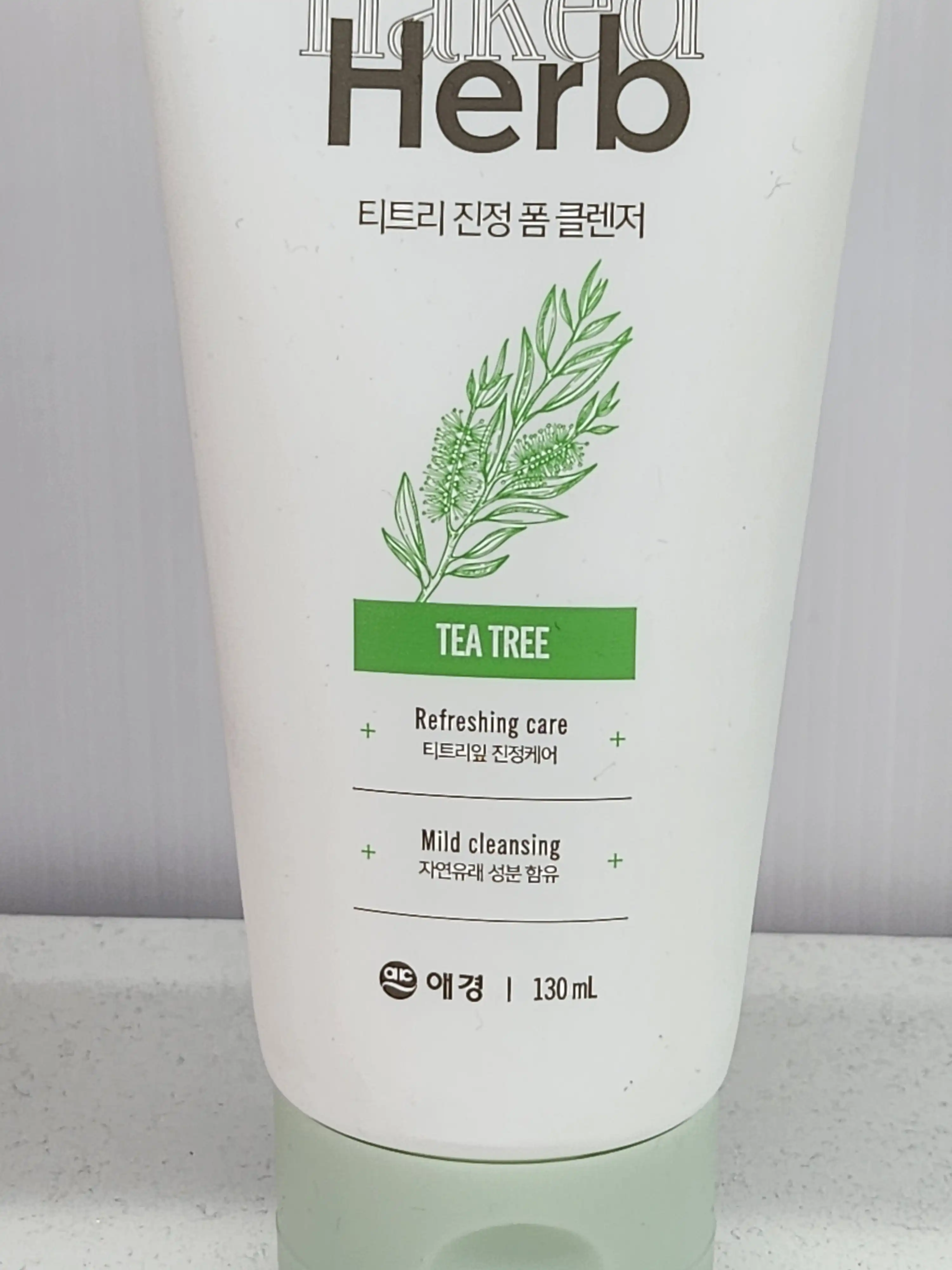 언니의파우치 리뷰 이미지 2 - [티트리진정 폼클렌저]
