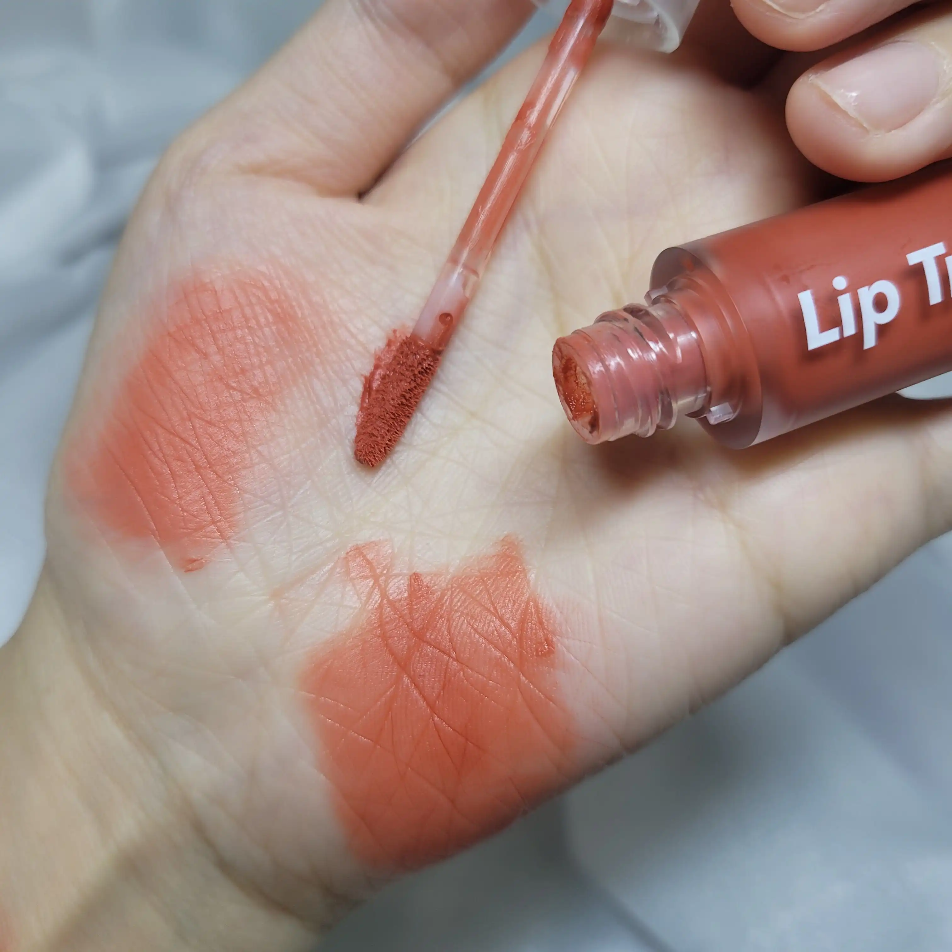 언니의파우치 리뷰 이미지 2 - [립 트립 벨루어 파리 [06 퐁뇌프]]