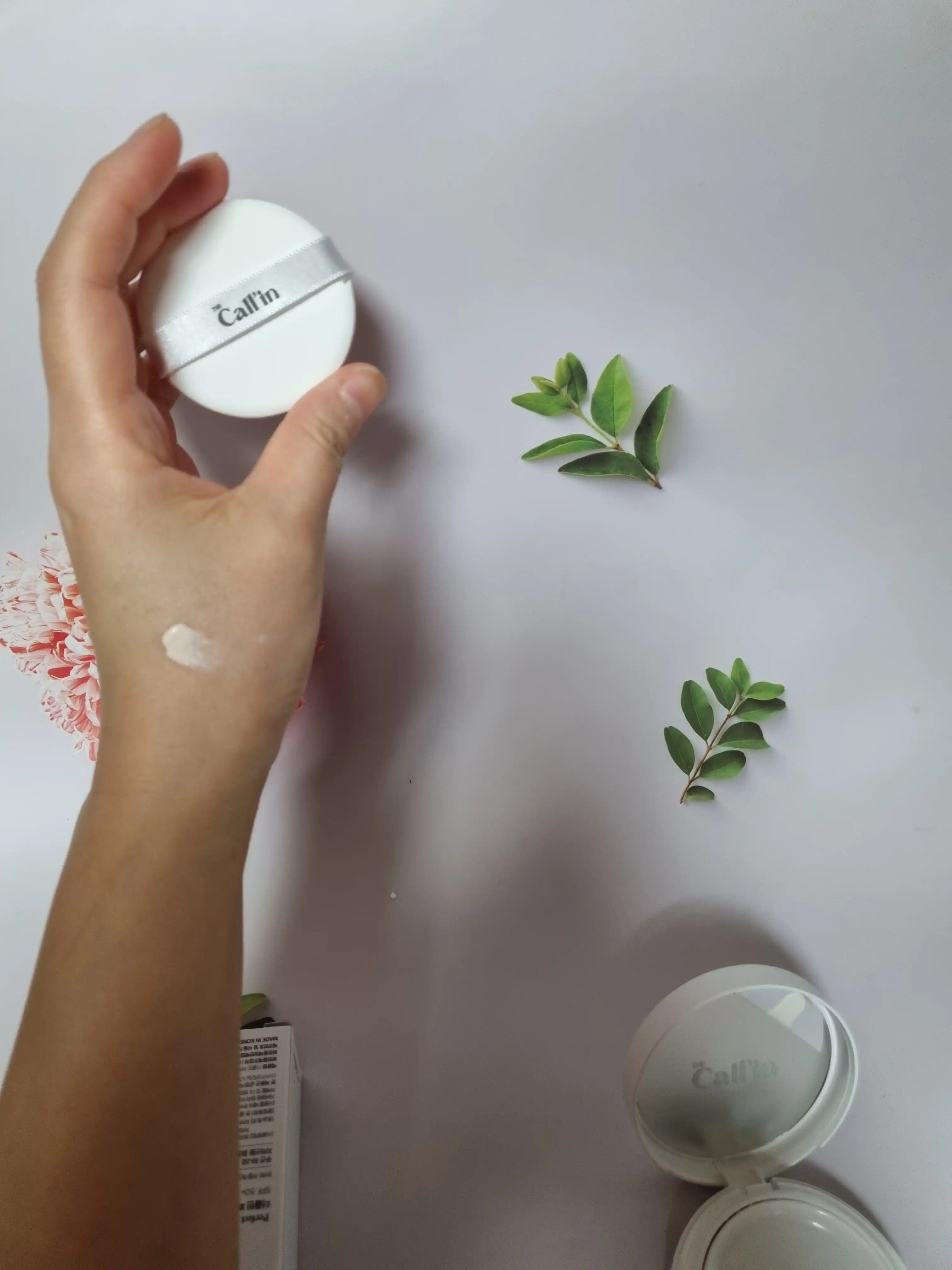 언니의파우치 리뷰 이미지 5 - [저자극 혼합 자차 백탁없는 퍼펙트 쉴드 톤업 선쿠션 ]