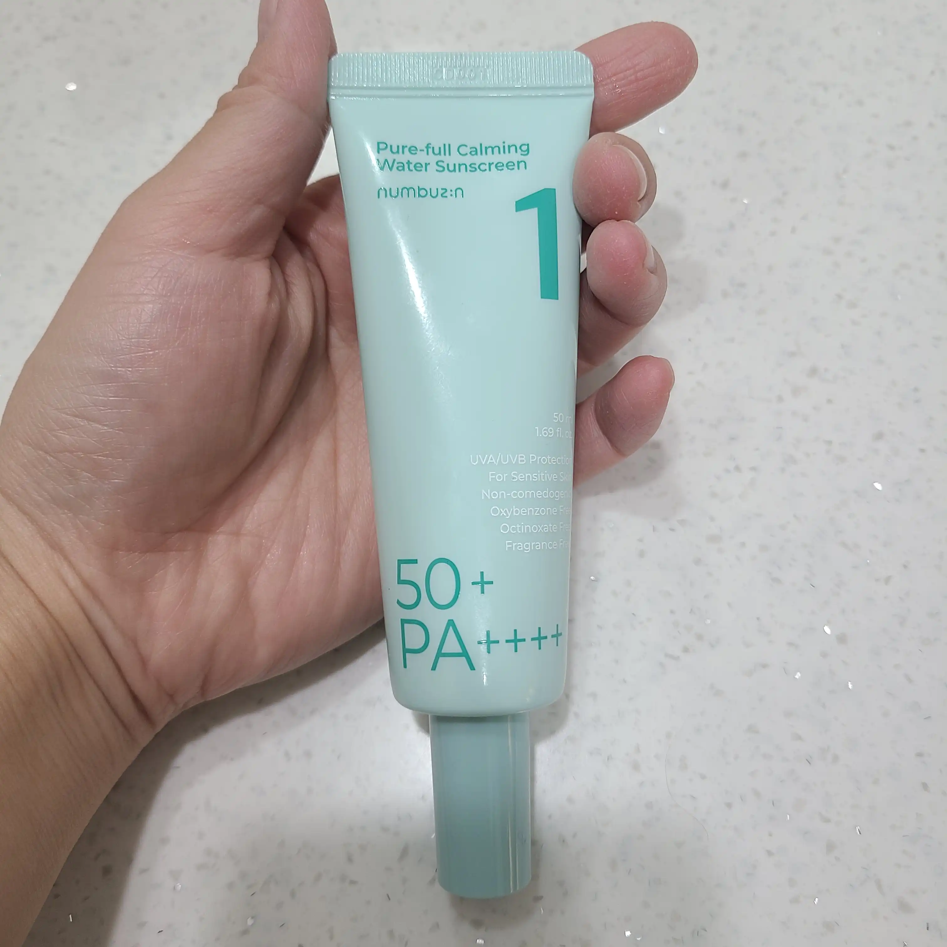 청초 진정맑은 물막선크림