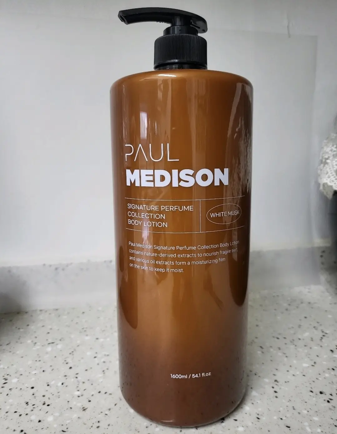 선택된 언니의파우치 리뷰 이미지 - [시그니처 퍼퓸 컬렉션 바디로션 [화이트머스크향]]