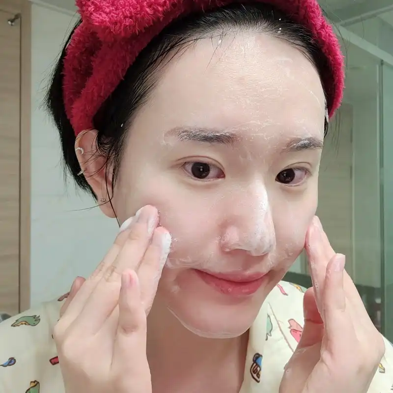 언니의파우치 리뷰 이미지 5 - [더치 티 버블 클렌저]