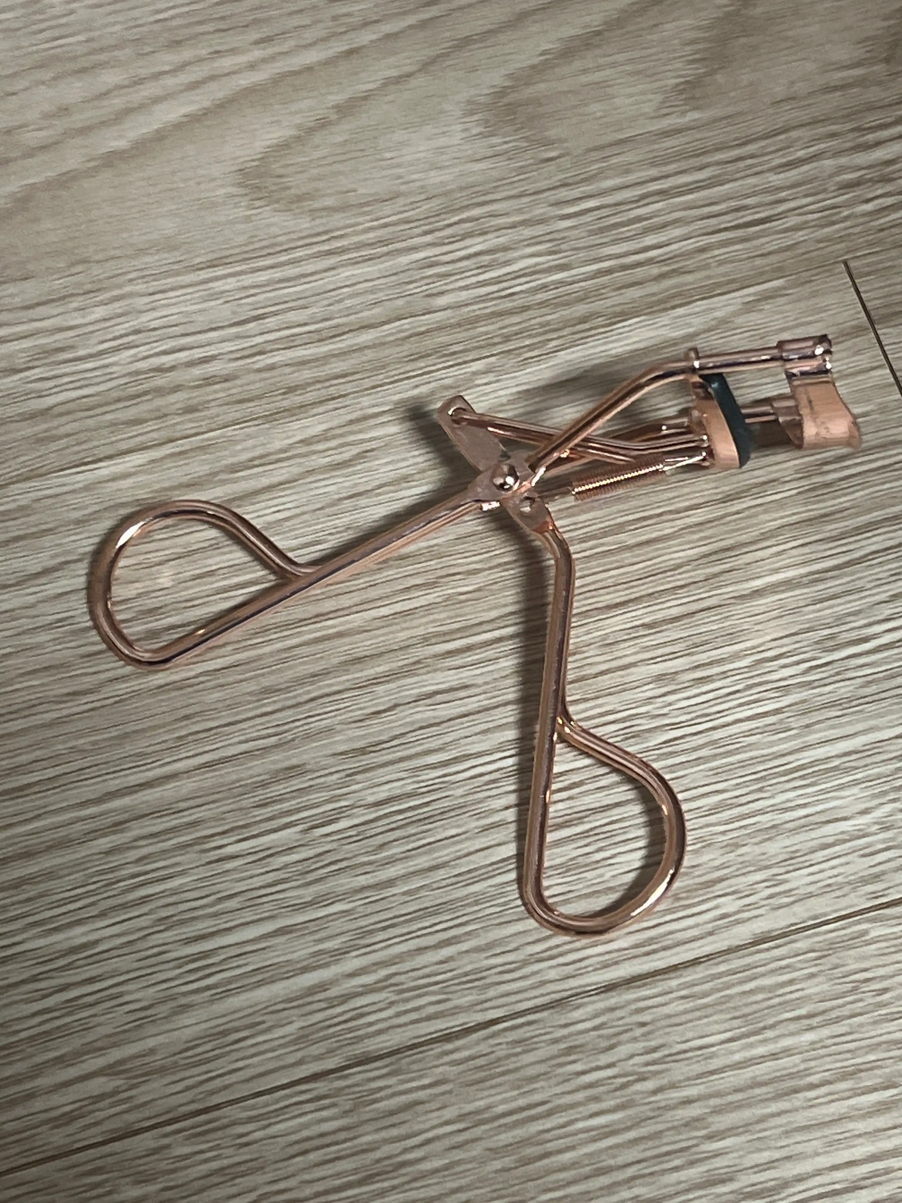 볼록한 눈매 고급 스프링 속눈썹 뷰러