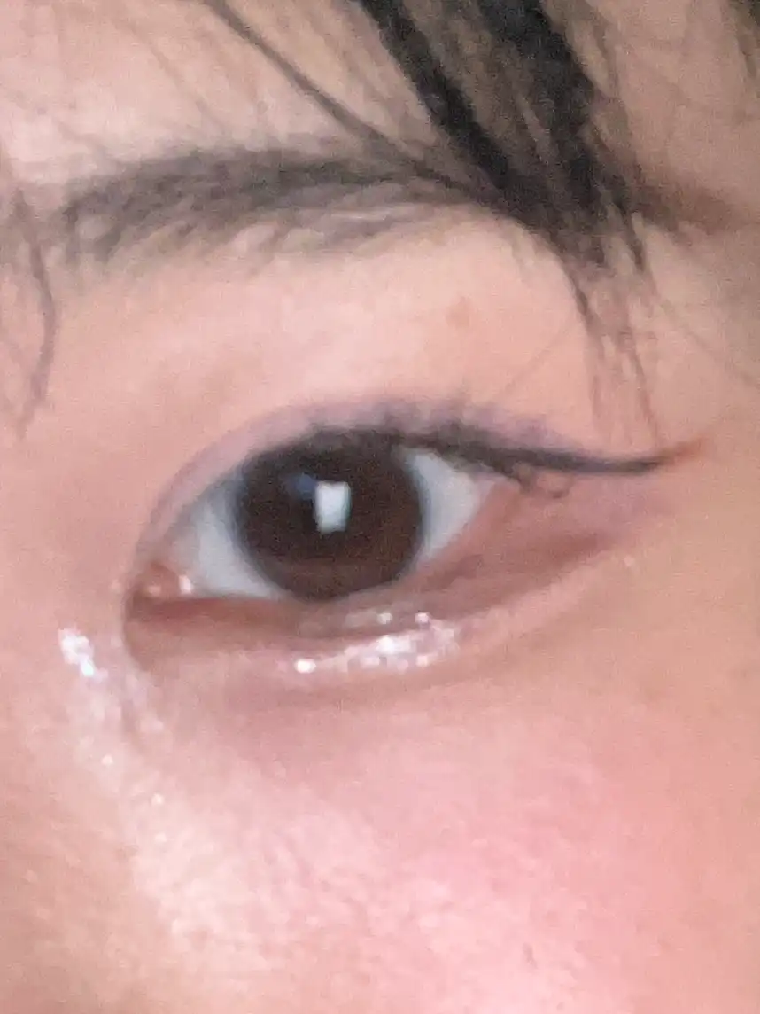 언니의파우치 리뷰 이미지 3 - [반짝 눈물라이너 [1호 청순한 눈물]]