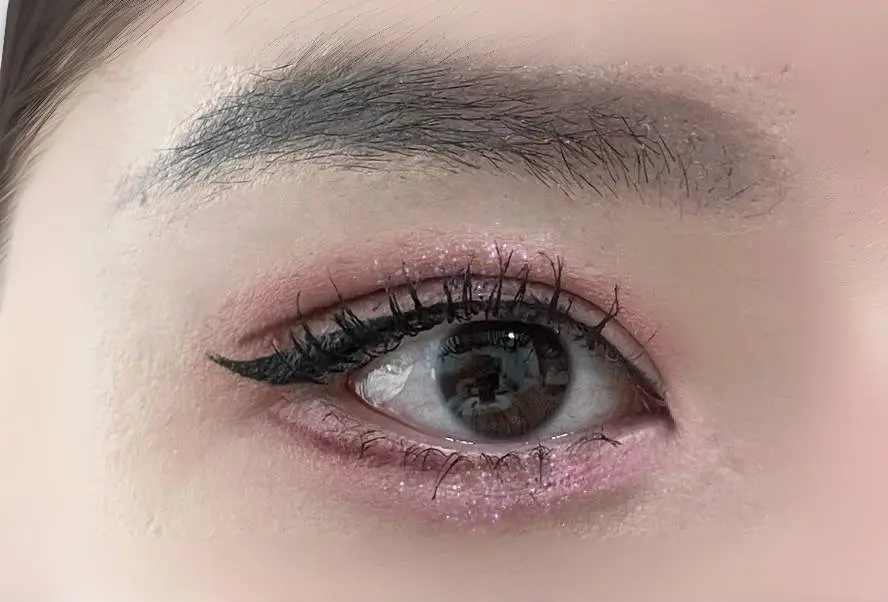 선택된 언니의파우치 리뷰 이미지 - [슈퍼트임 펜 아이라이너 [01 비비드블랙]]