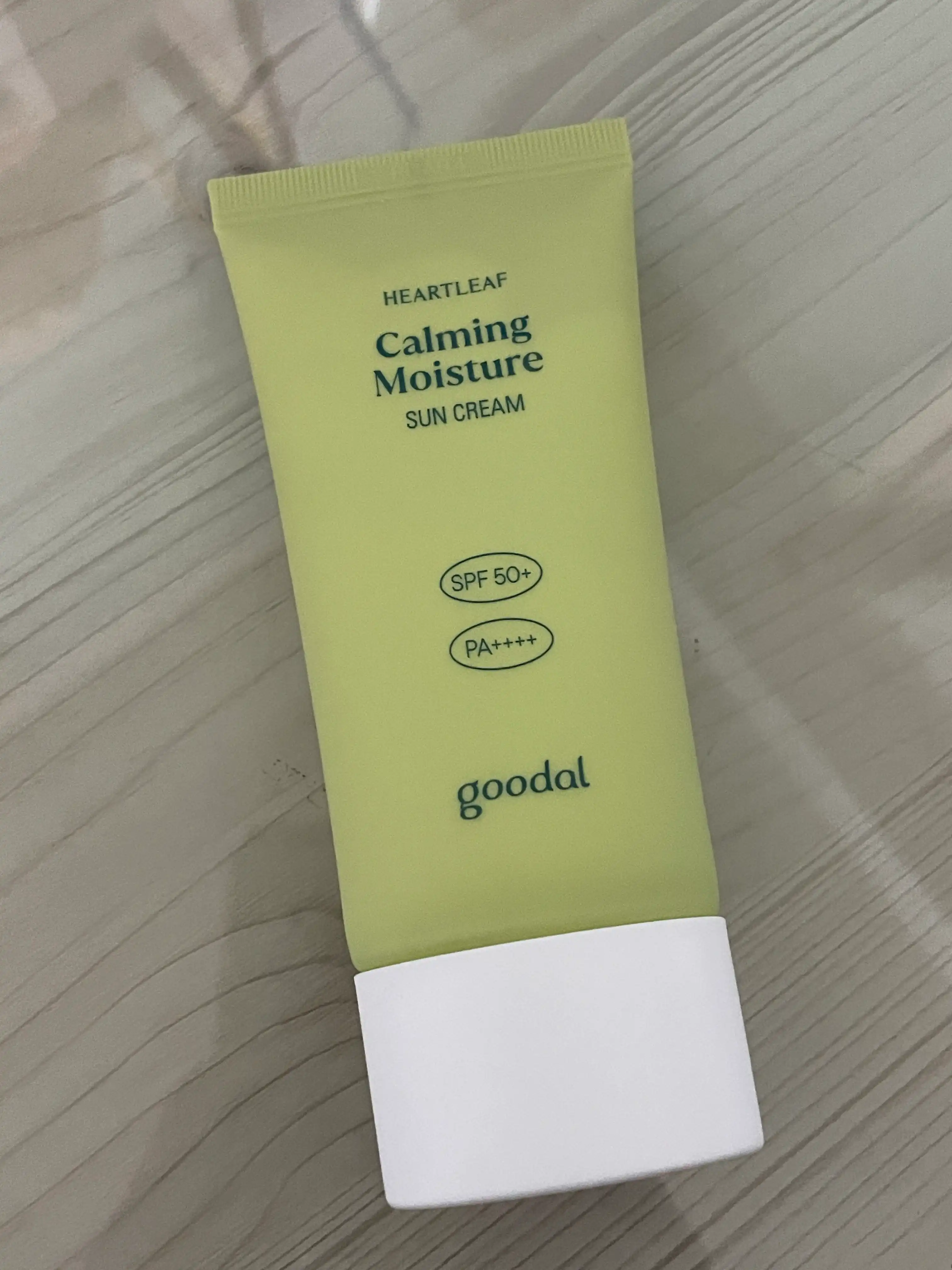 맑은 어성초 진정 수분 선크림