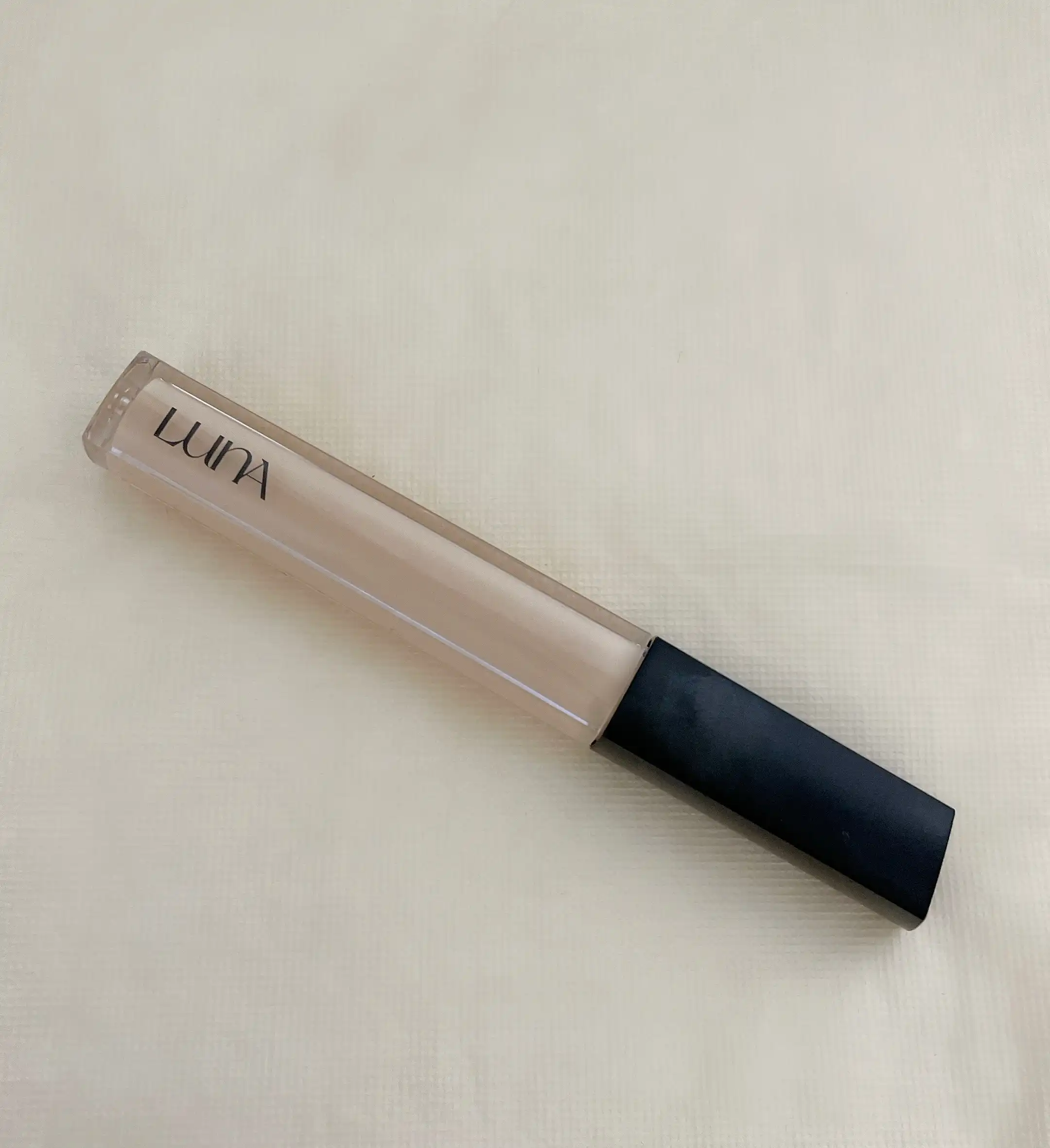 롱래스팅 팁 컨실러 [0.7 아이보리]