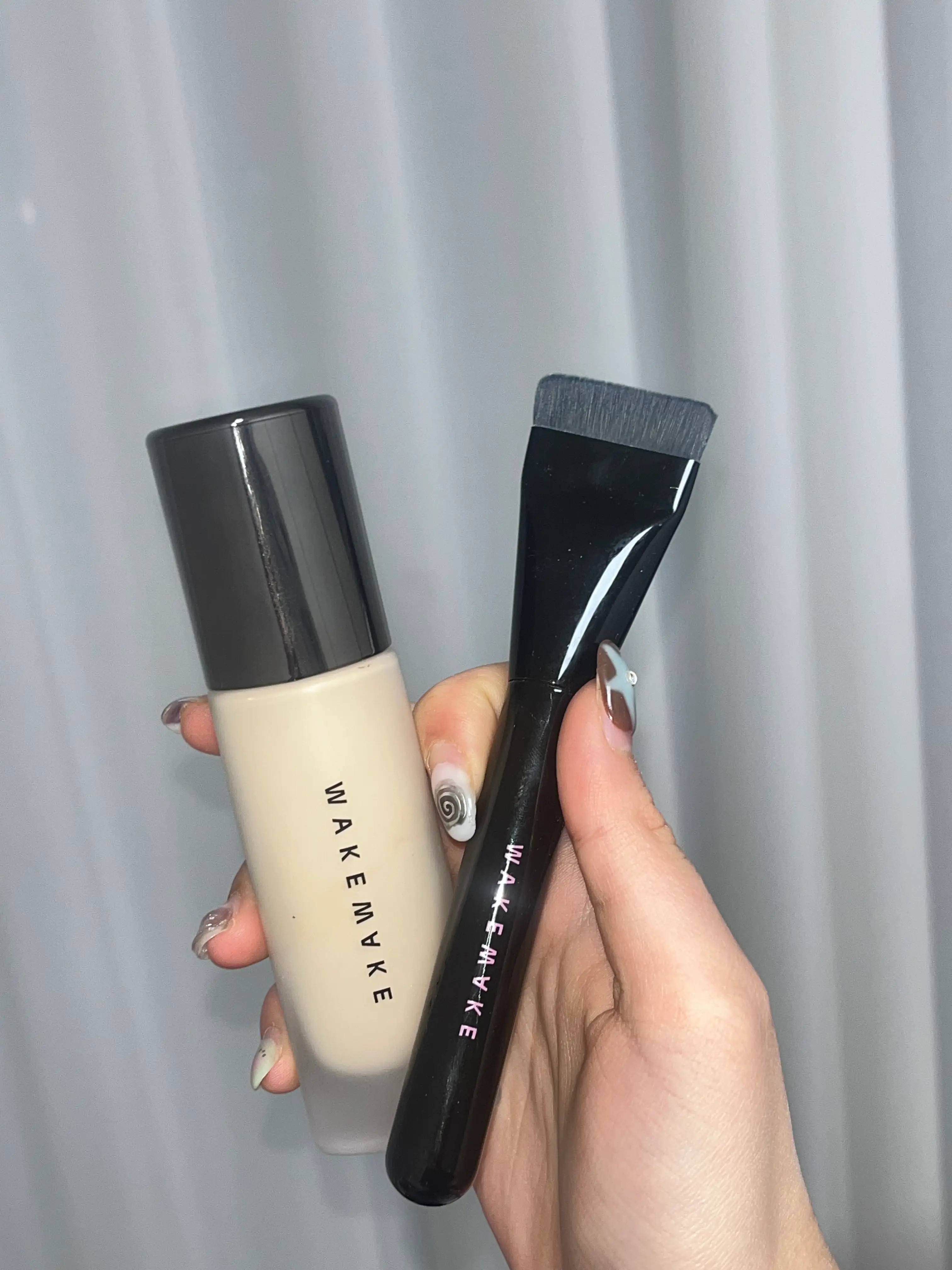 선택된 언니의파우치 리뷰 이미지 - [워터 벨벳 커버 파운데이션]