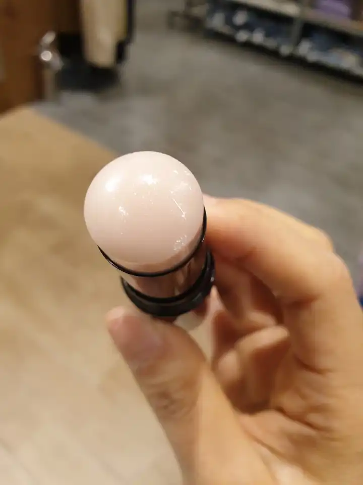 언니의파우치 리뷰 이미지 2 - [바움 에쌍씨엘 글로우 스틱 [트렌스페어런트]]