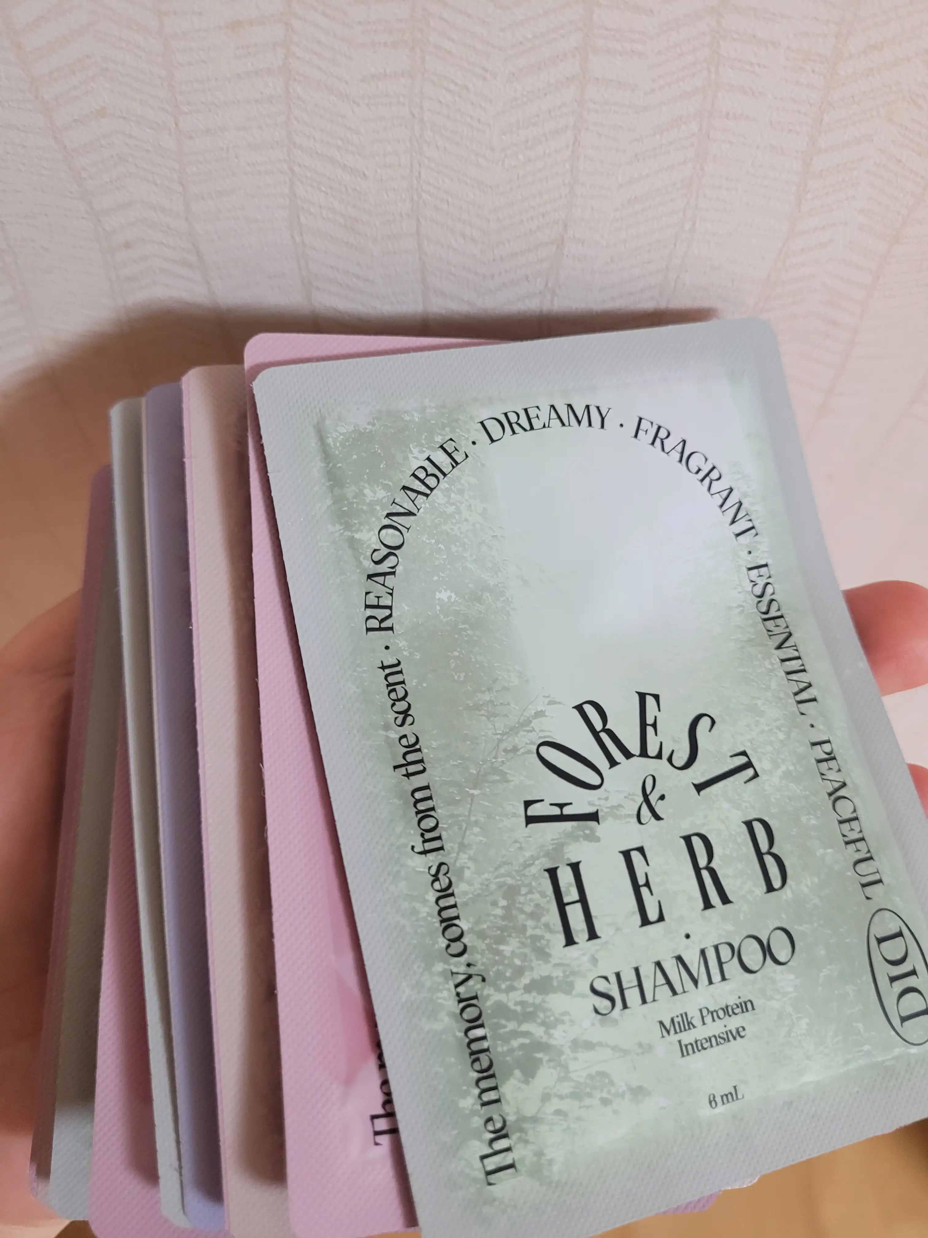 밀크프로틴 인텐시브 퍼퓸샴푸 [버베나라벤더]