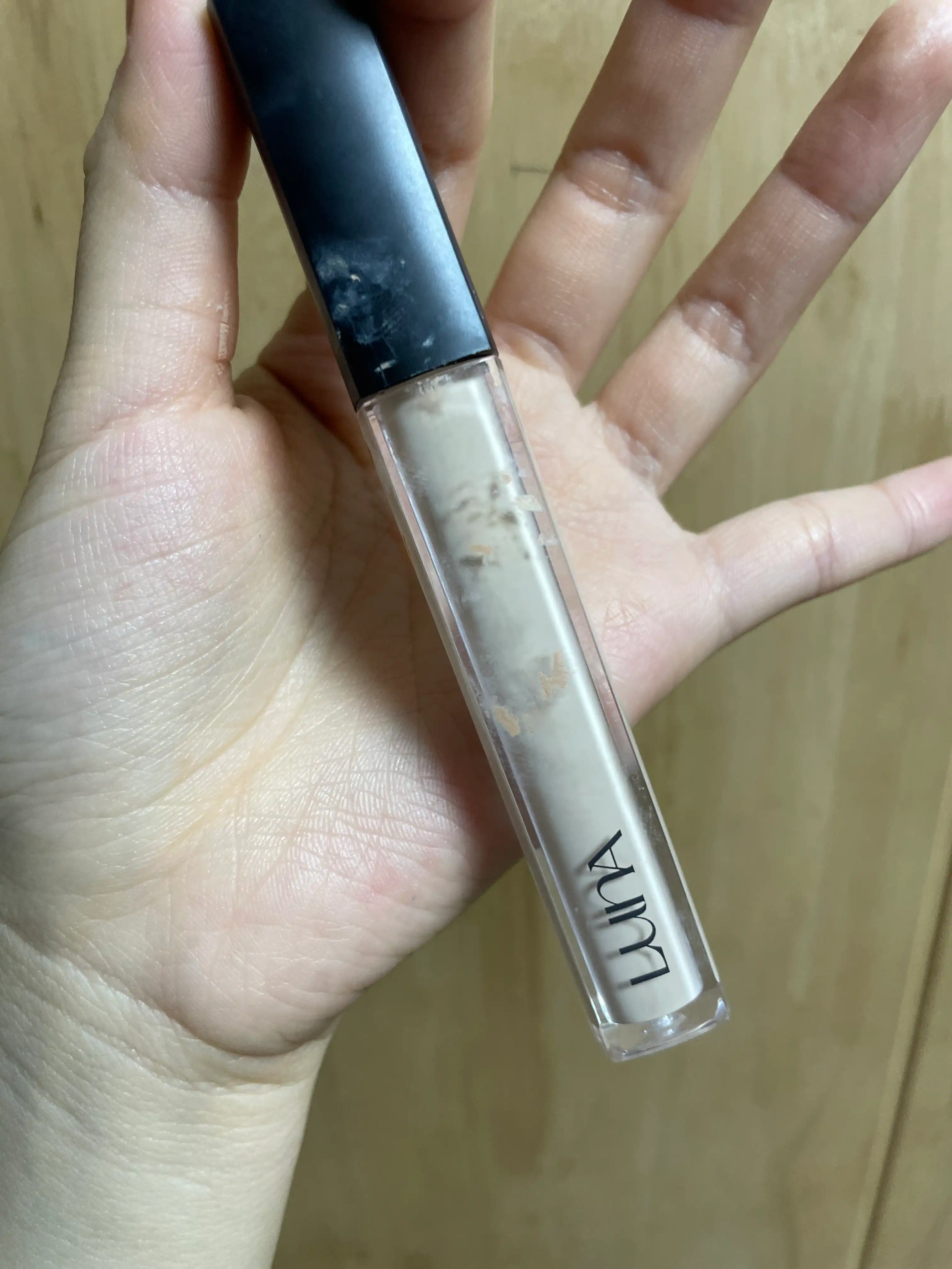 롱래스팅 팁 컨실러 [0.7 아이보리]