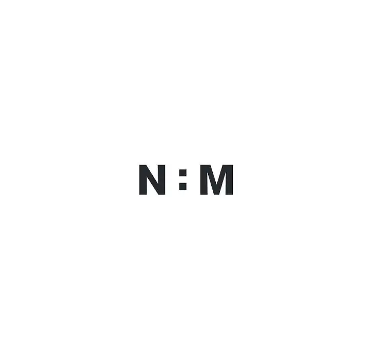 엔모먼트 로고