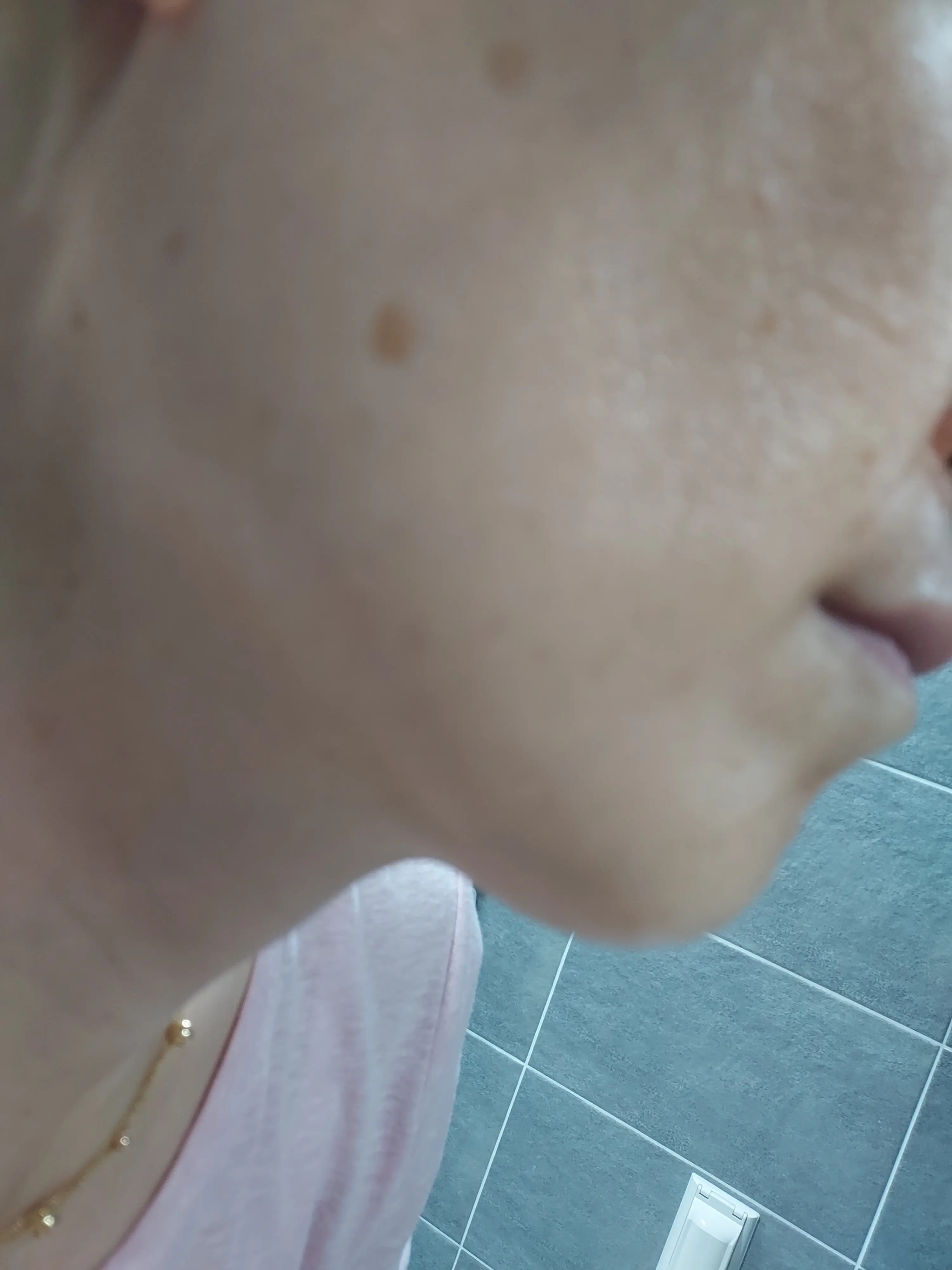 선택된 언니의파우치 리뷰 이미지 - [커버 퍼펙션 컨실러 펜슬 [1.0 클리어 베이지]]
