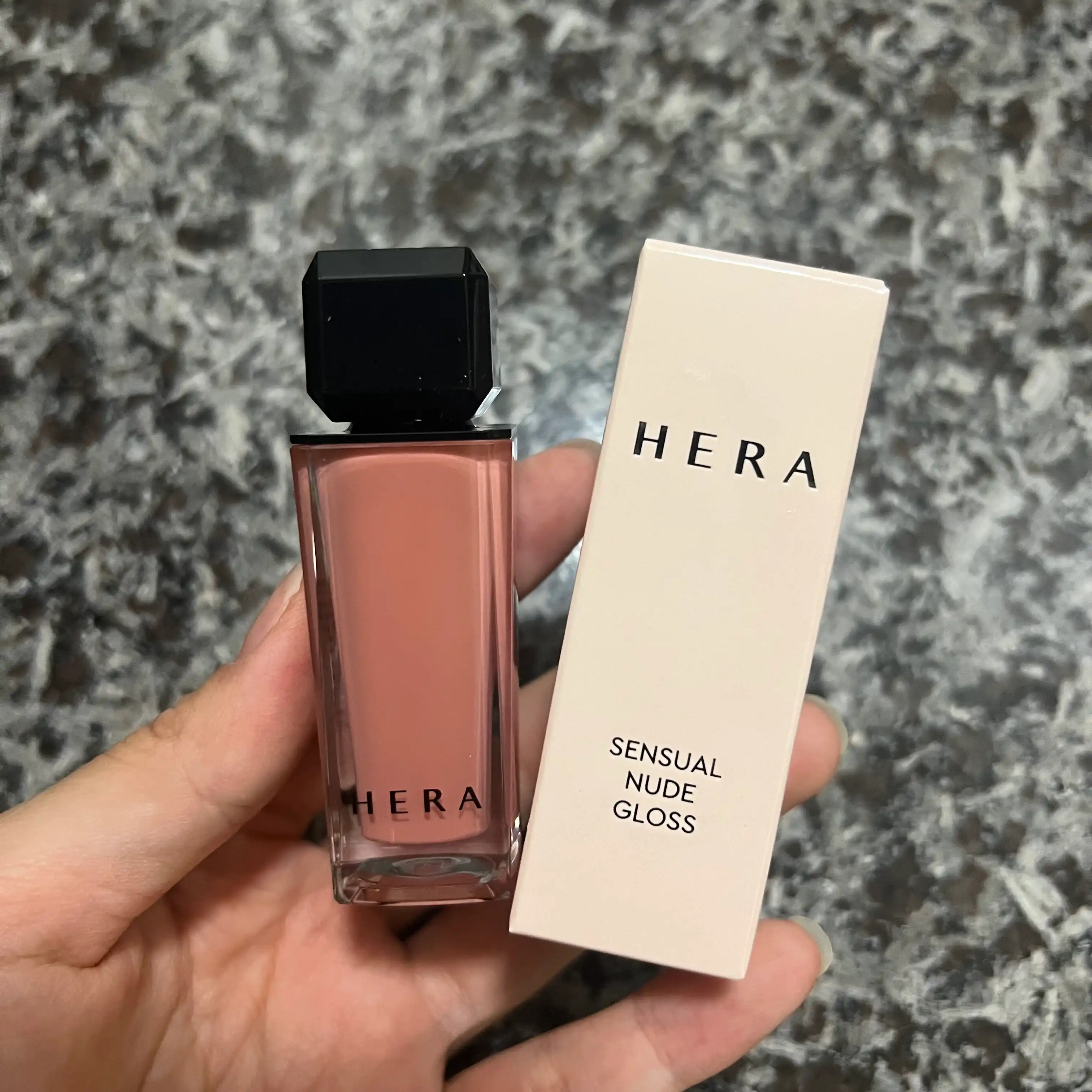 헤라 센슈얼 누드 글로스