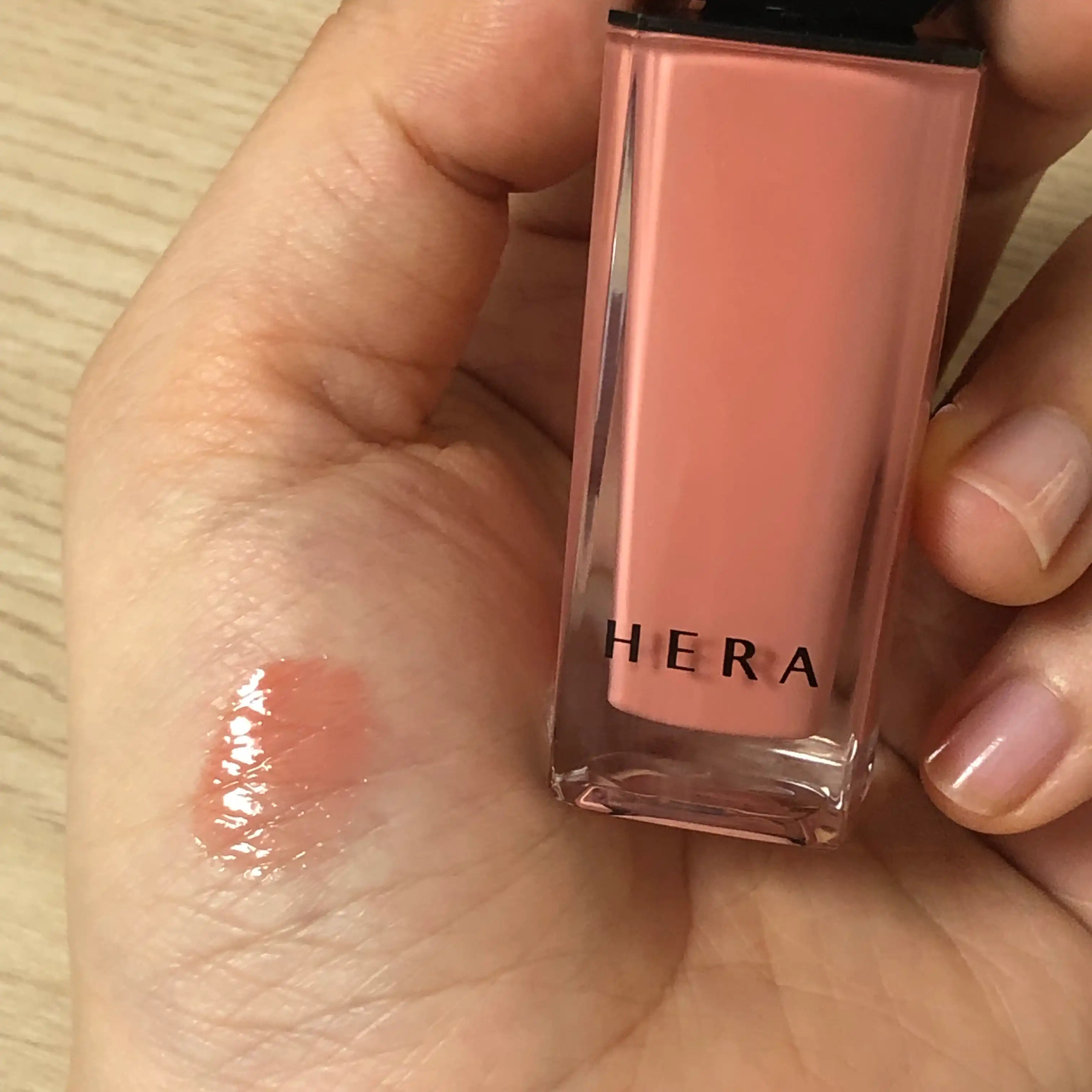 헤라 센슈얼 누드 글로스