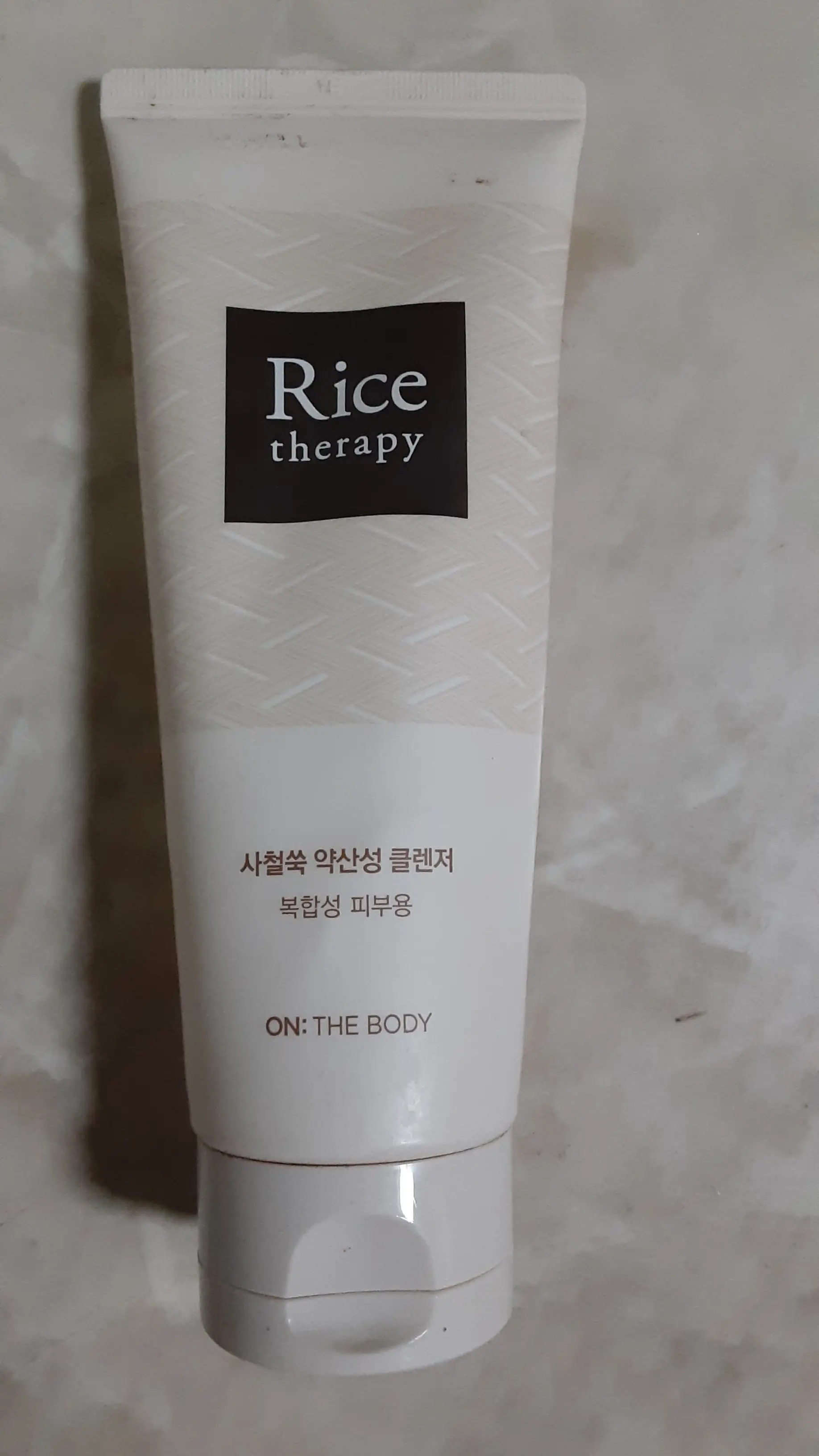 선택된 언니의파우치 리뷰 이미지 - [라이스테라피 폼 [사철쑥 약산성]]