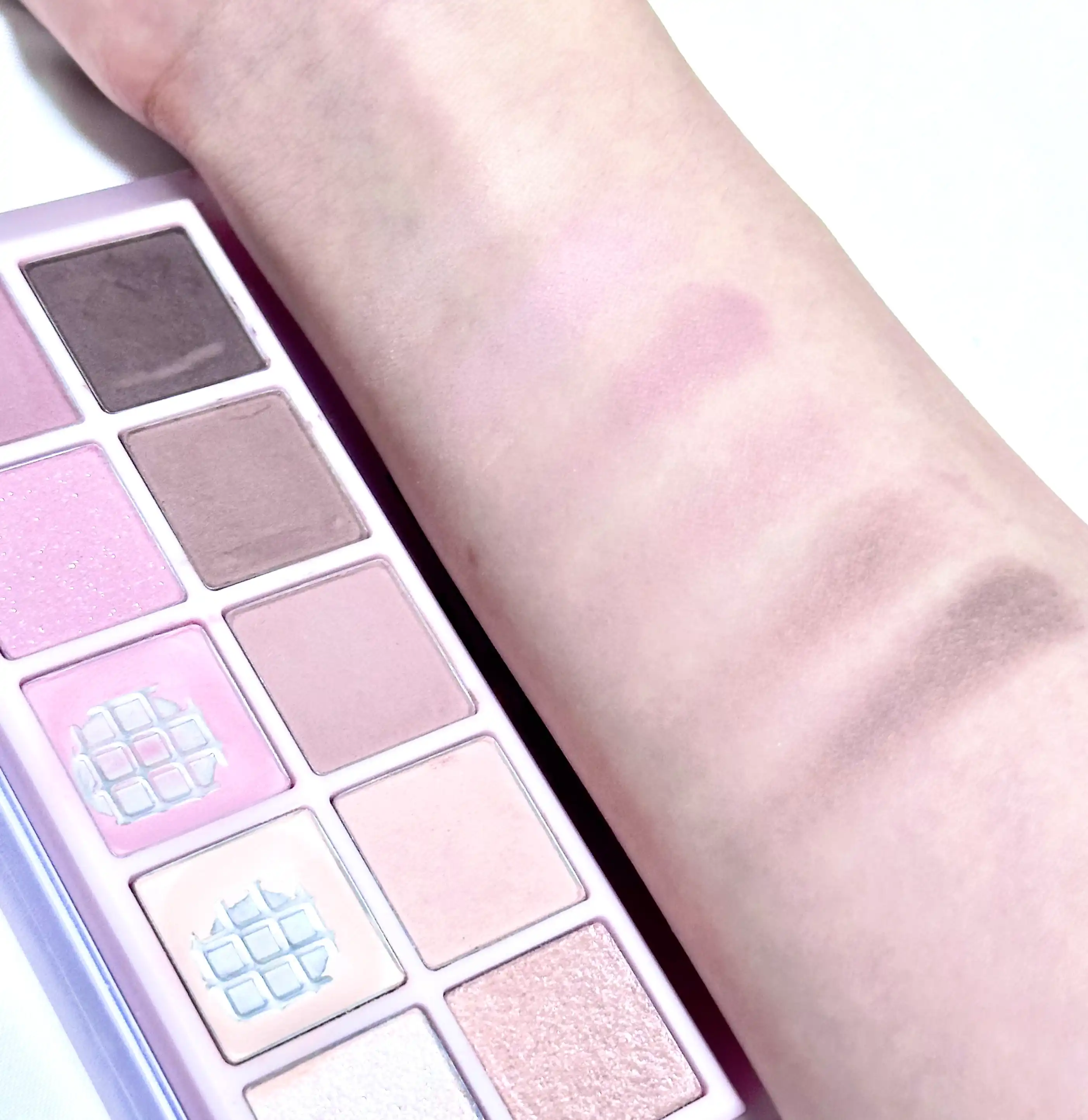 베러 댄 팔레트 [06 피오니가든]