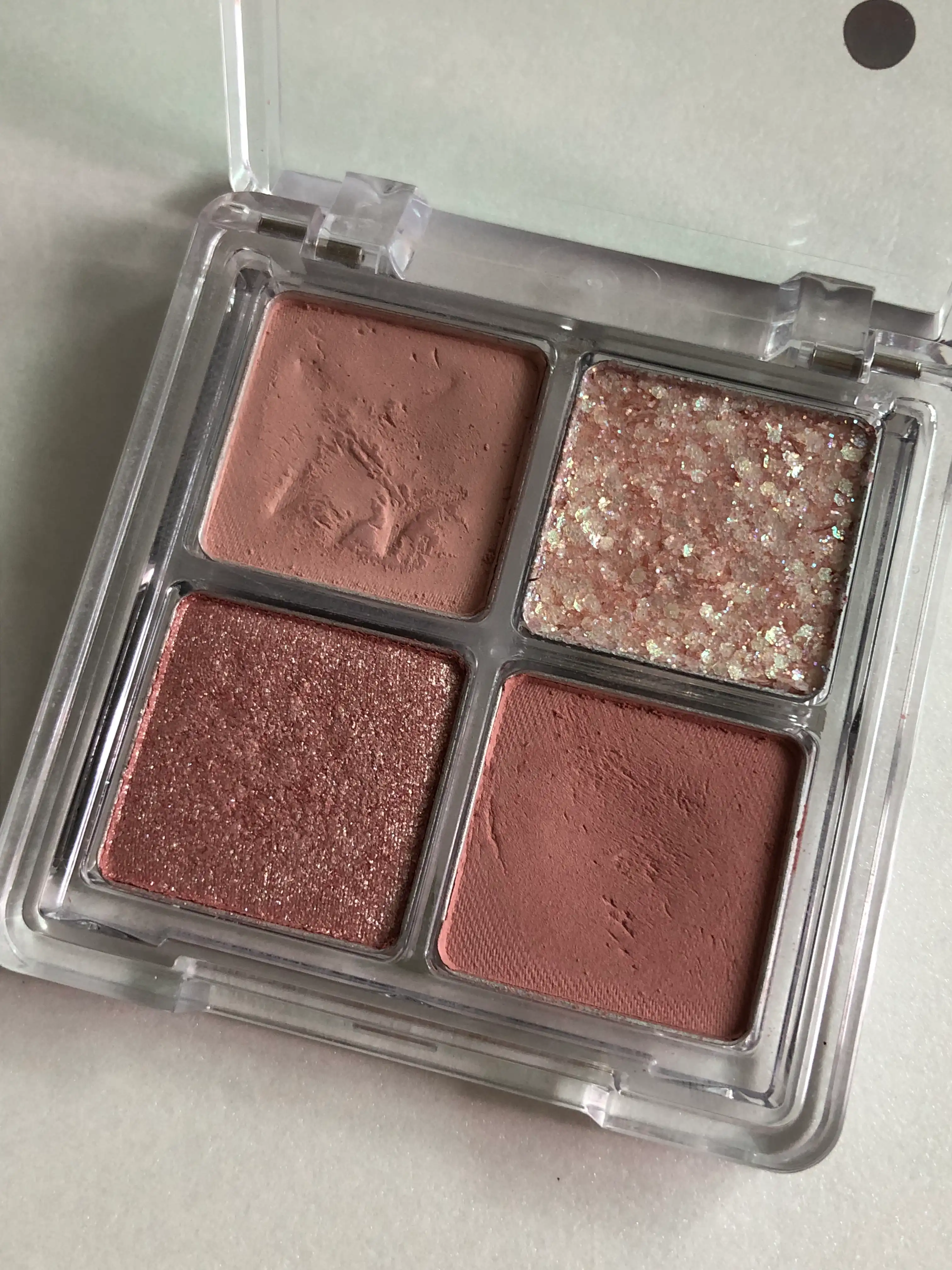 랜선 트립 아이 팔레트