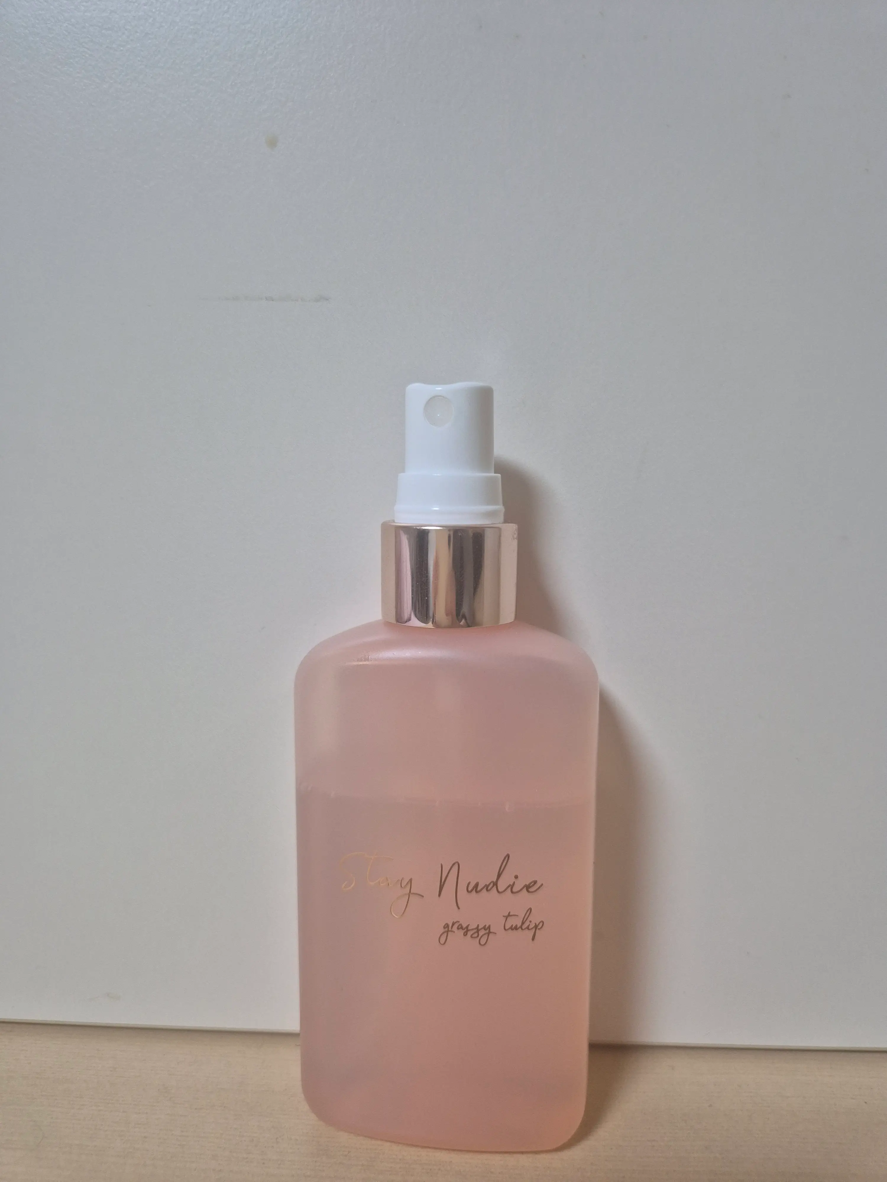 선택된 언니의파우치 리뷰 이미지 - [스테이누디 라인 바디미스트 그래시 튤립]