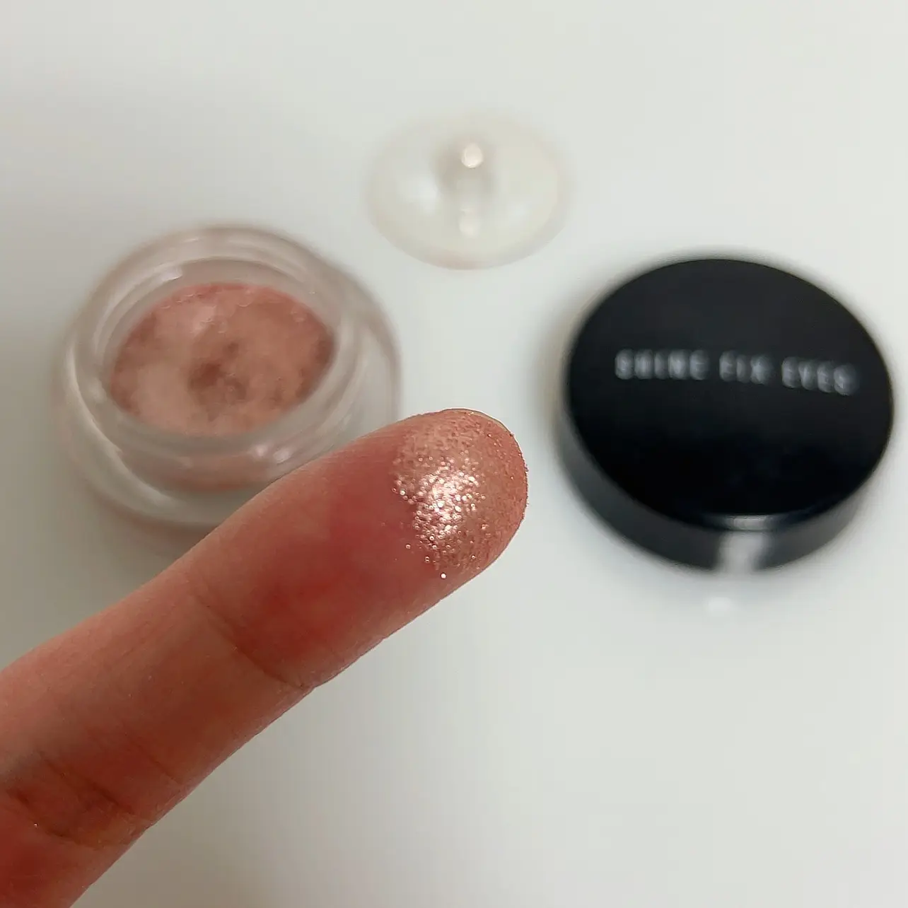 선택된 언니의파우치 리뷰 이미지 - [샤인픽스 아이즈 [22호 시나몬로즈]]