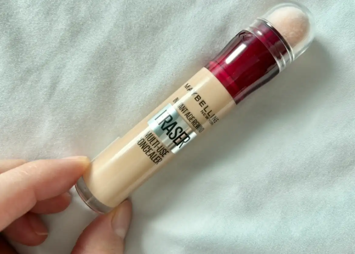 에이지 리와인드 컨실러