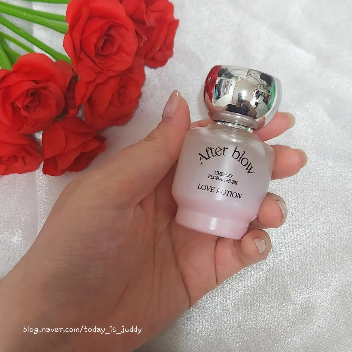 선택된 언니의파우치 리뷰 이미지 - [오 드 퍼퓸 08 러브 포션]