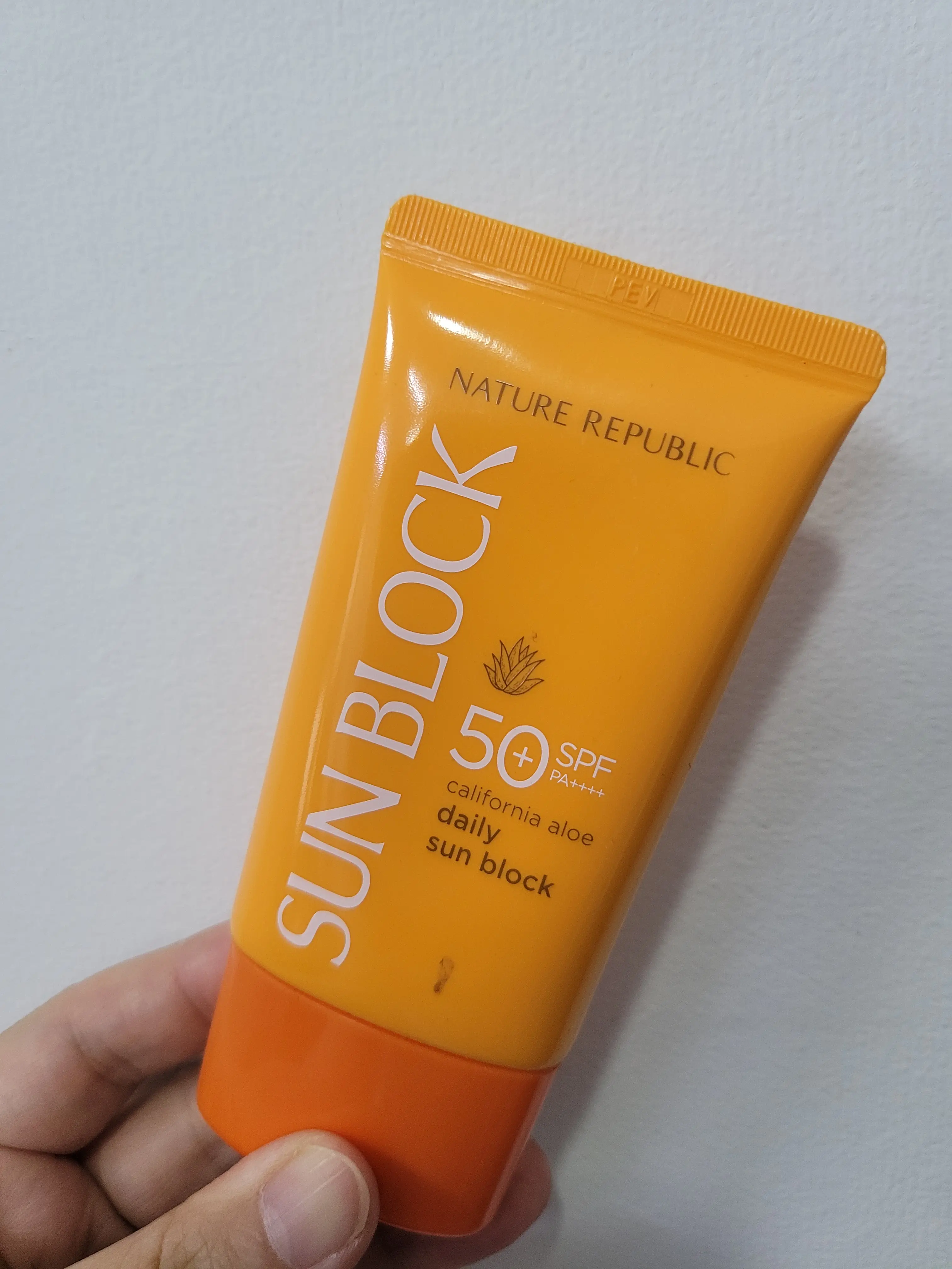 선택된 언니의파우치 리뷰 이미지 - [캘리포니아 알로에 데일리 선블럭]