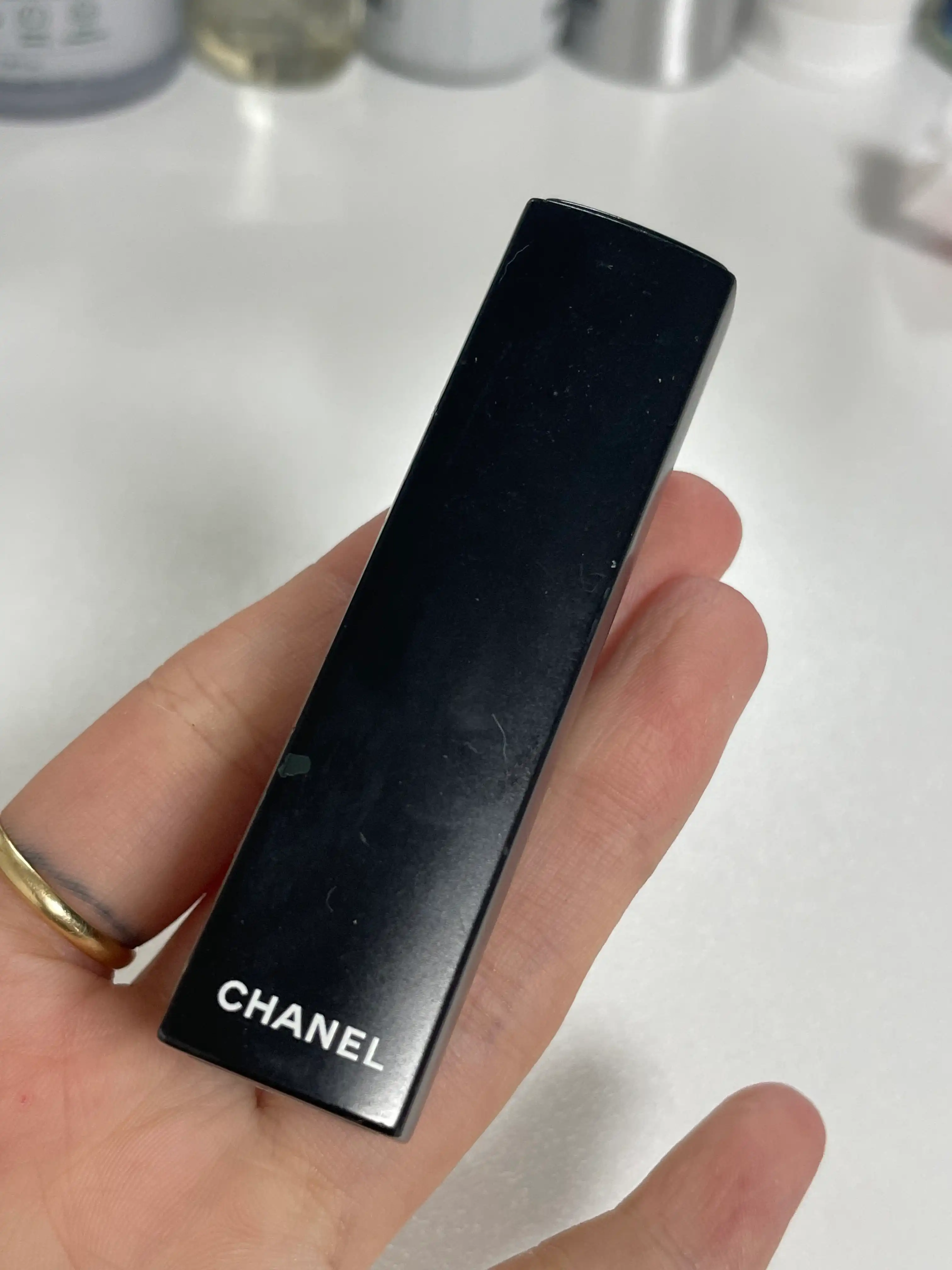 루쥬 알뤼르 벨벳 익스트림 134 에클로시온