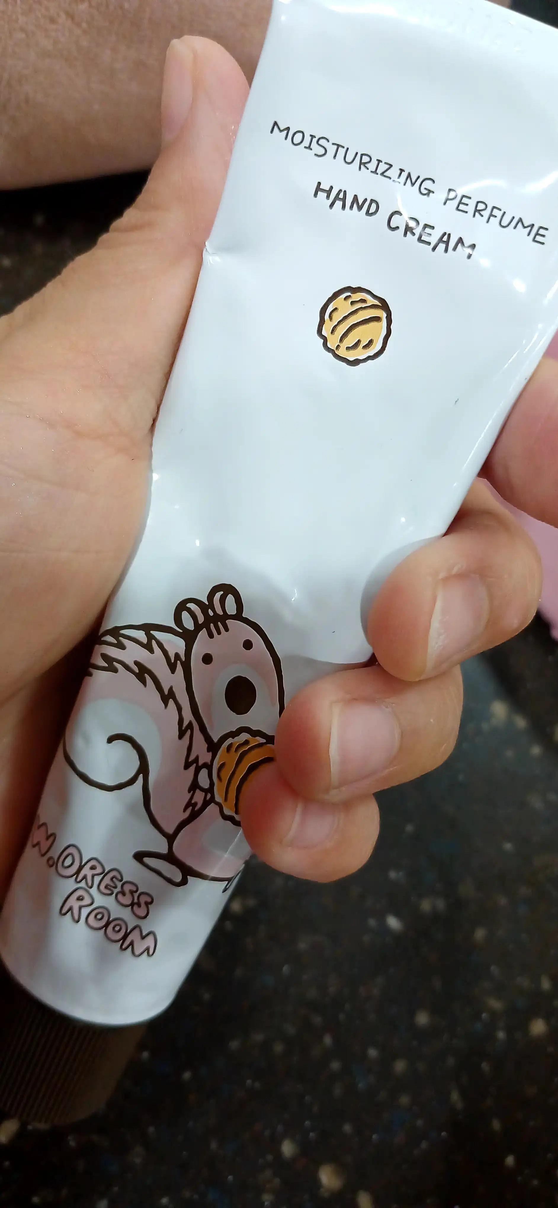 보노보노 퍼퓸 핸드크림 피치블로썸