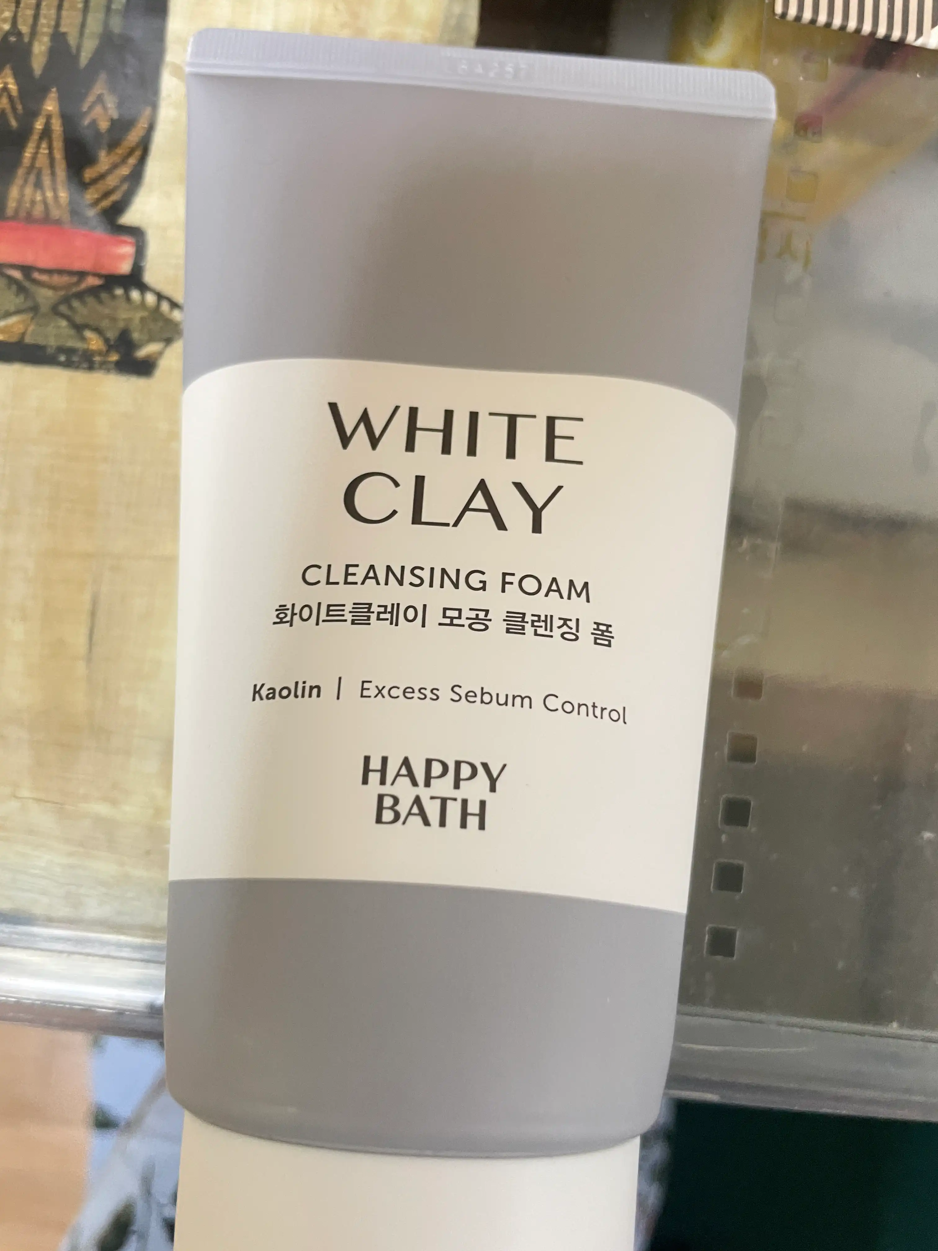 화이트클레이 모공 클렌징폼