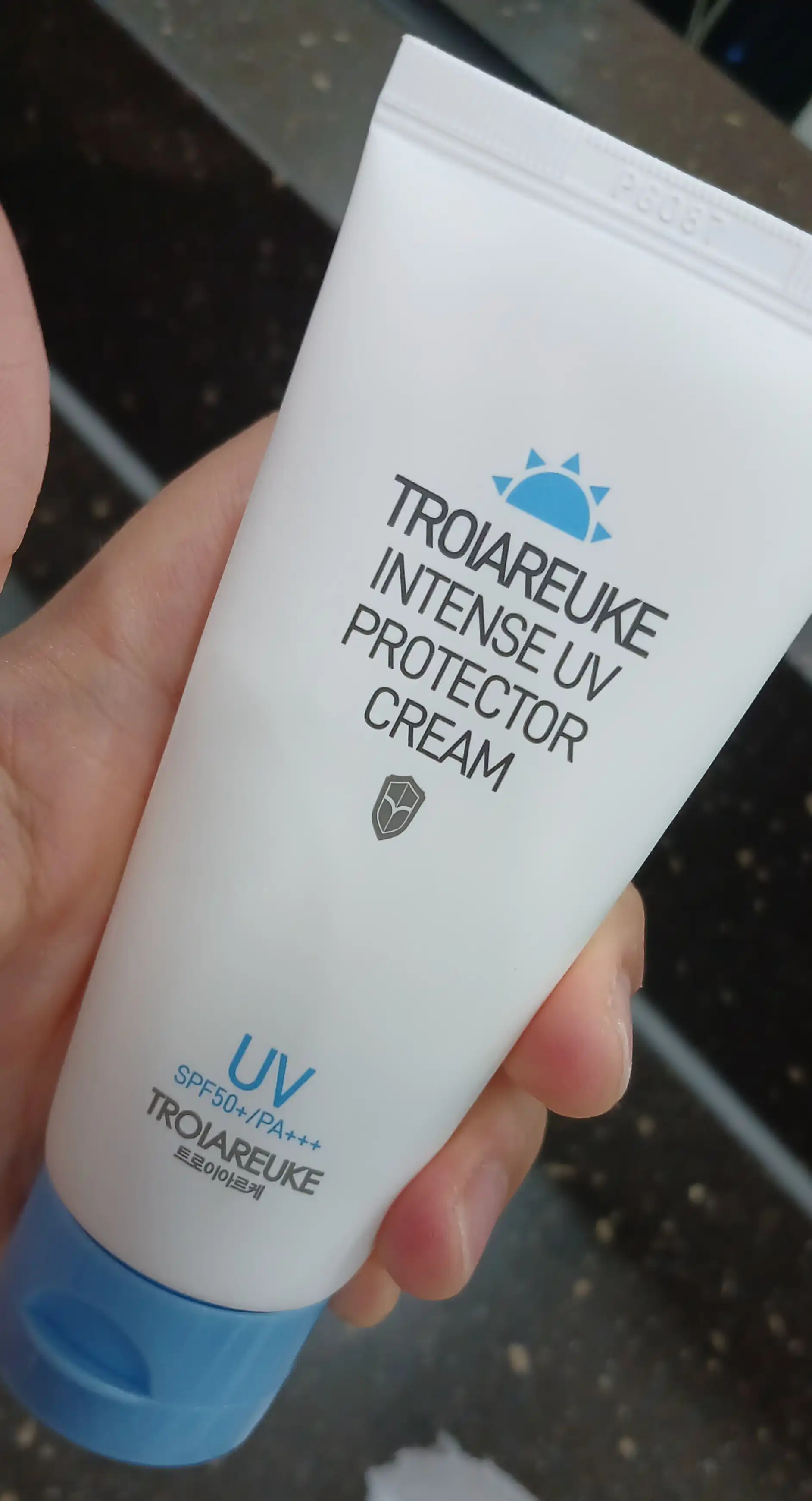 인텐스 유브이 프로텍터 크림