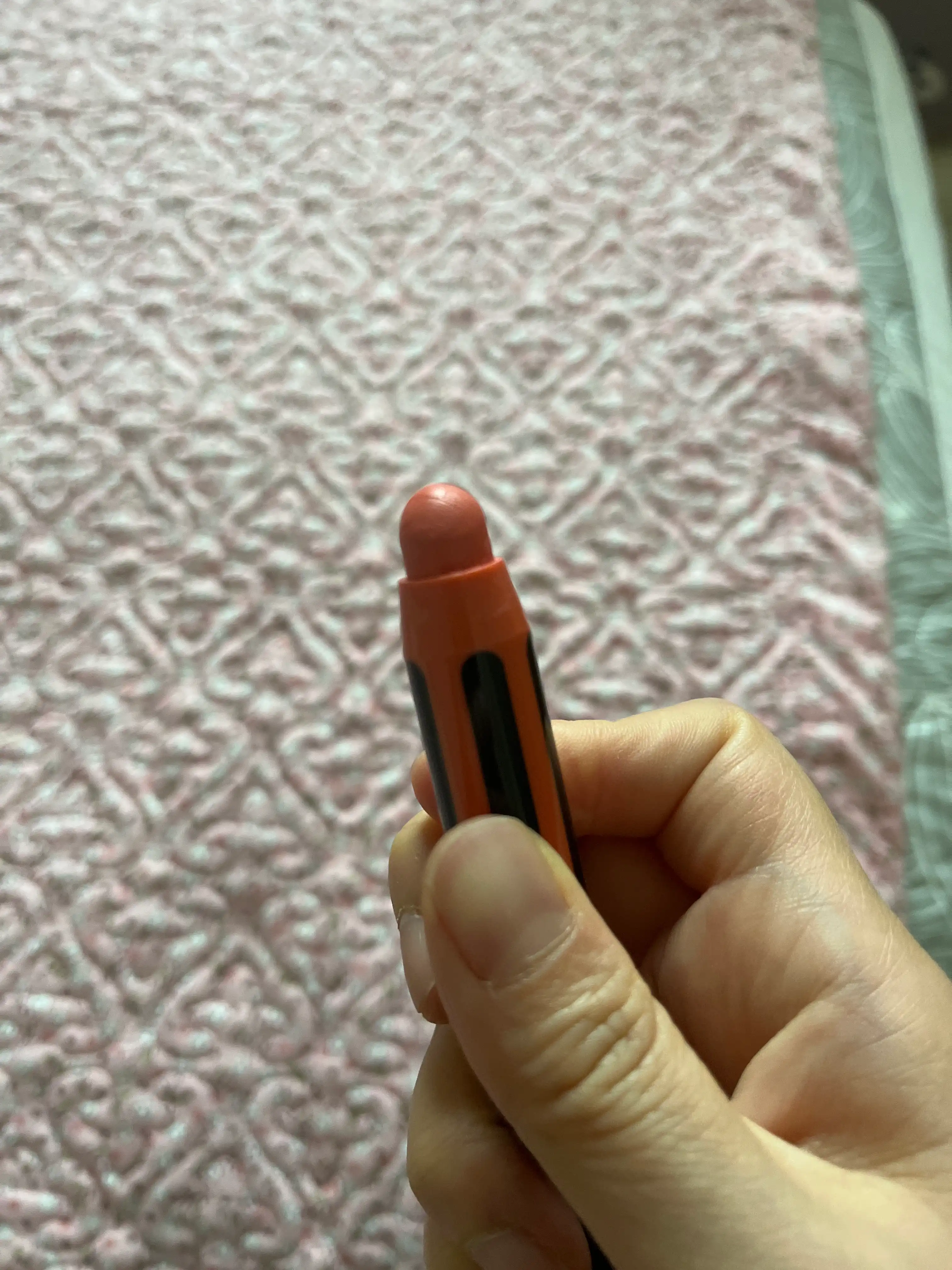 언니의파우치 리뷰 이미지 2 - [쿠션 립 크레용 [코랄액츄얼리]]