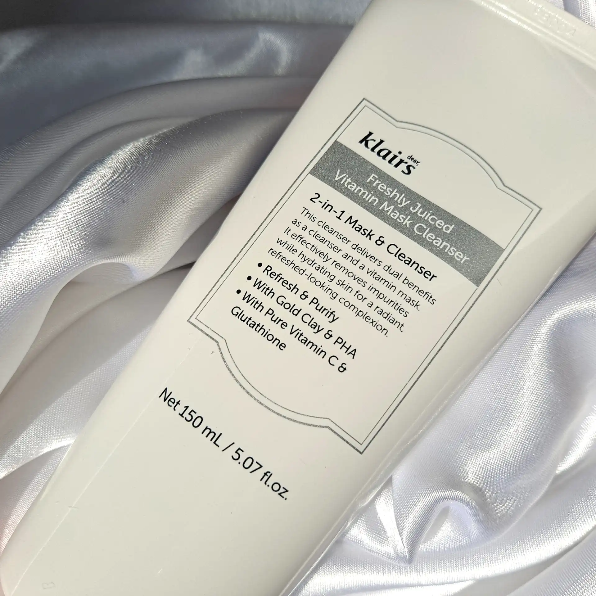 프레쉴리 쥬스드 비타민 팩 클렌저