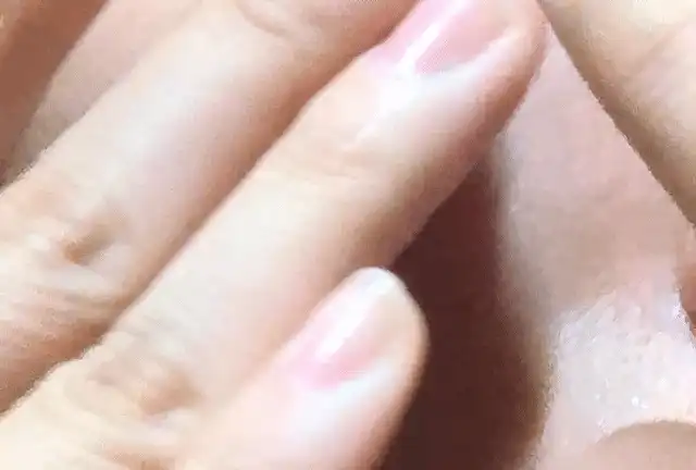 언니의파우치 리뷰 이미지 3 - [큐어 알파 카밍 알로에 크림]
