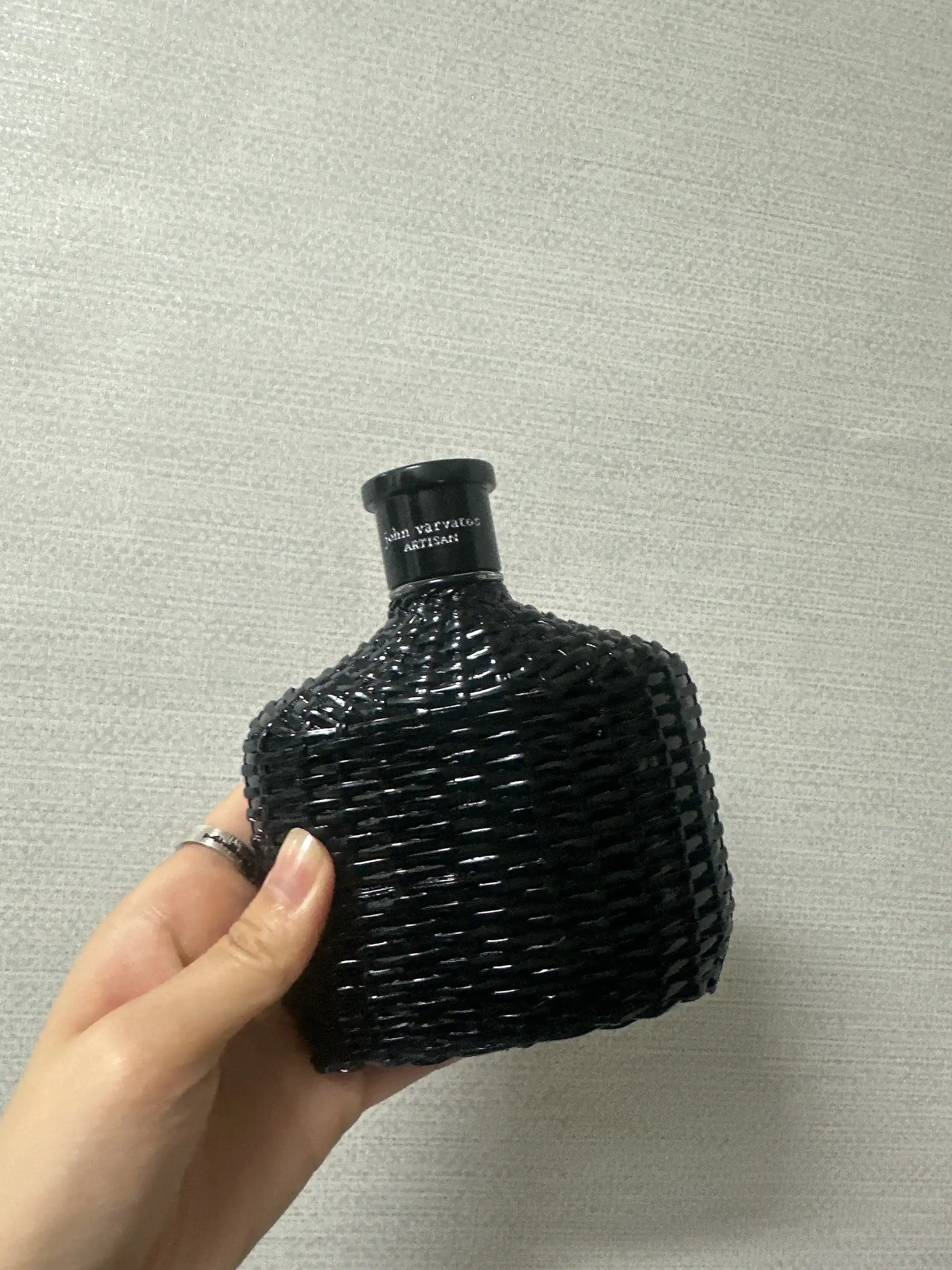 언니의파우치 리뷰 이미지 - [아티산블랙 오 드 뚜왈렛]
