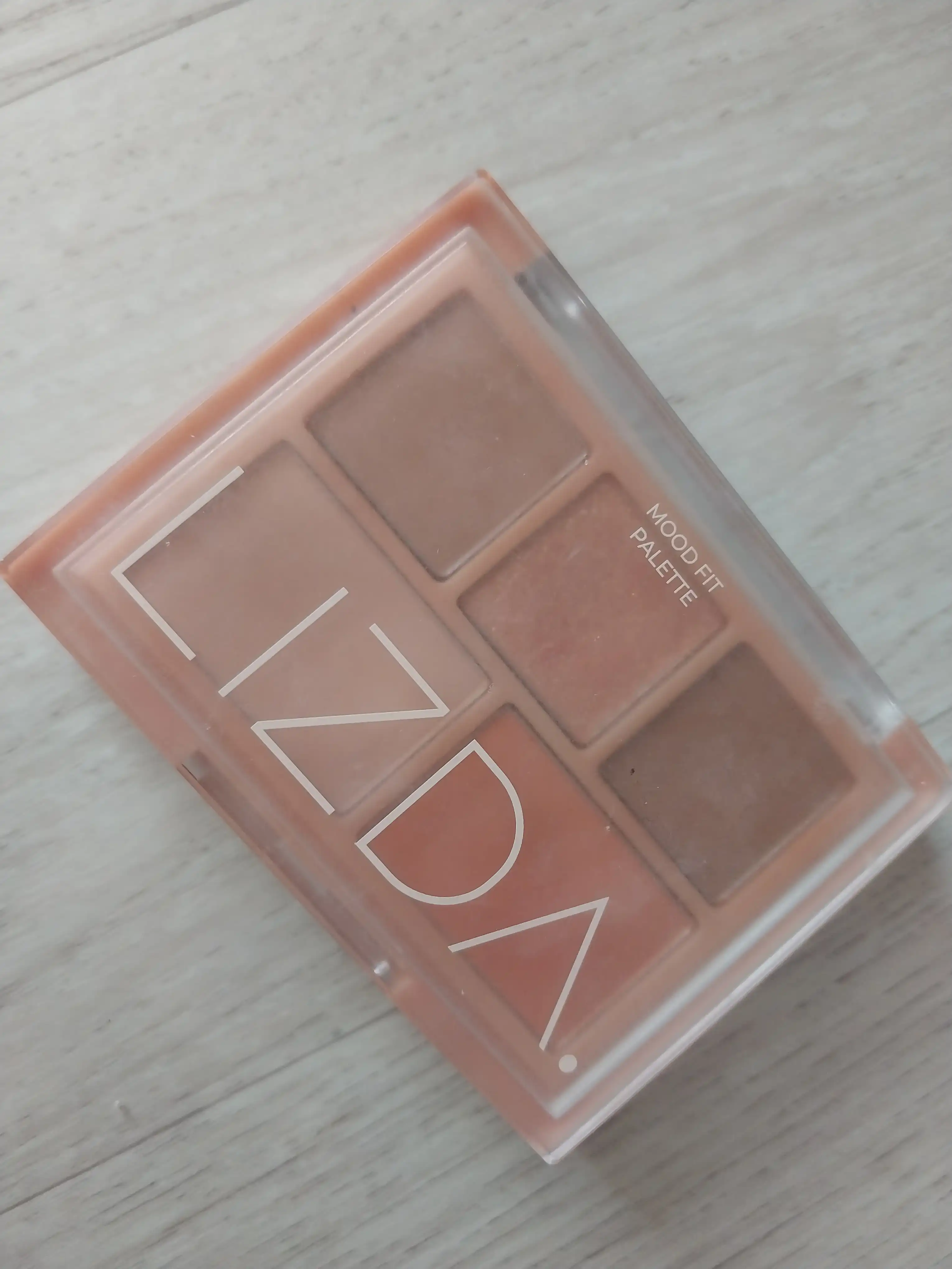 무드 핏 팔레트