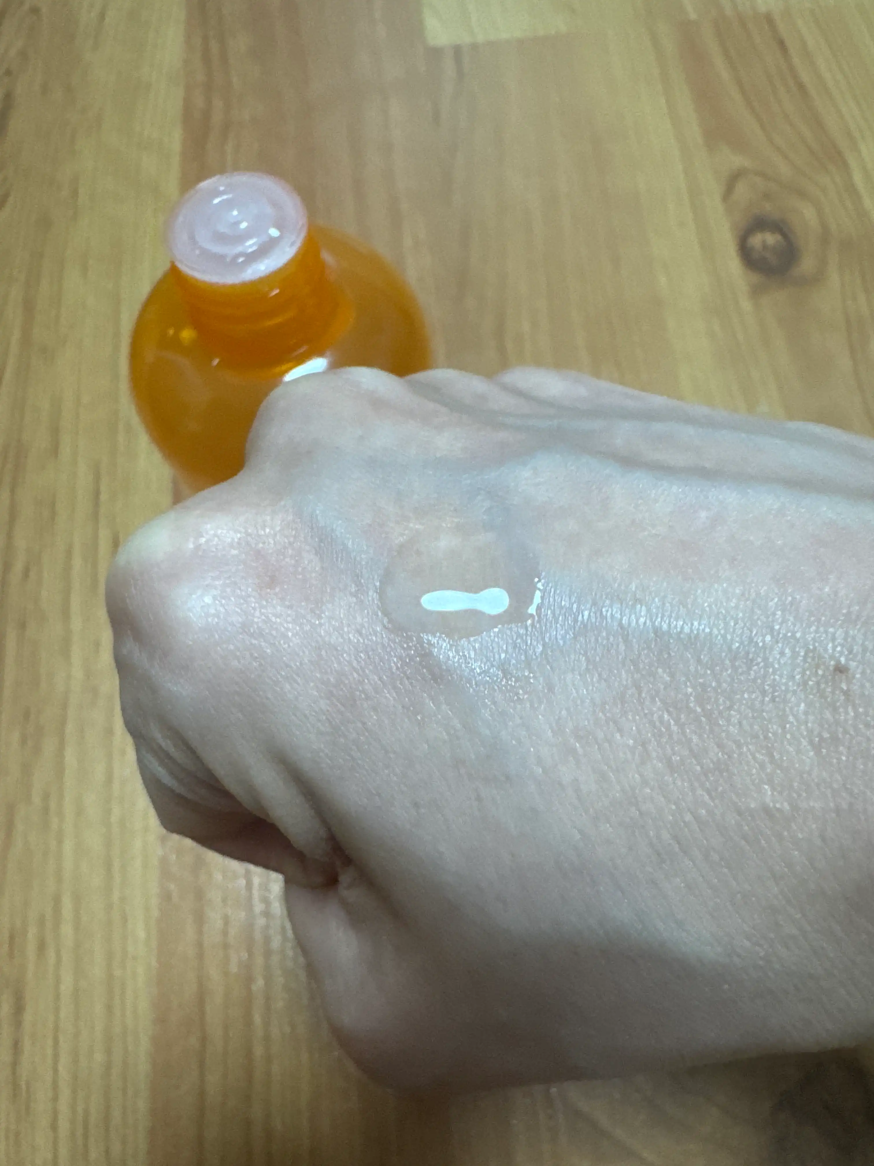 언니의파우치 리뷰 이미지 2 - [시카 스킨 에센스 토너]