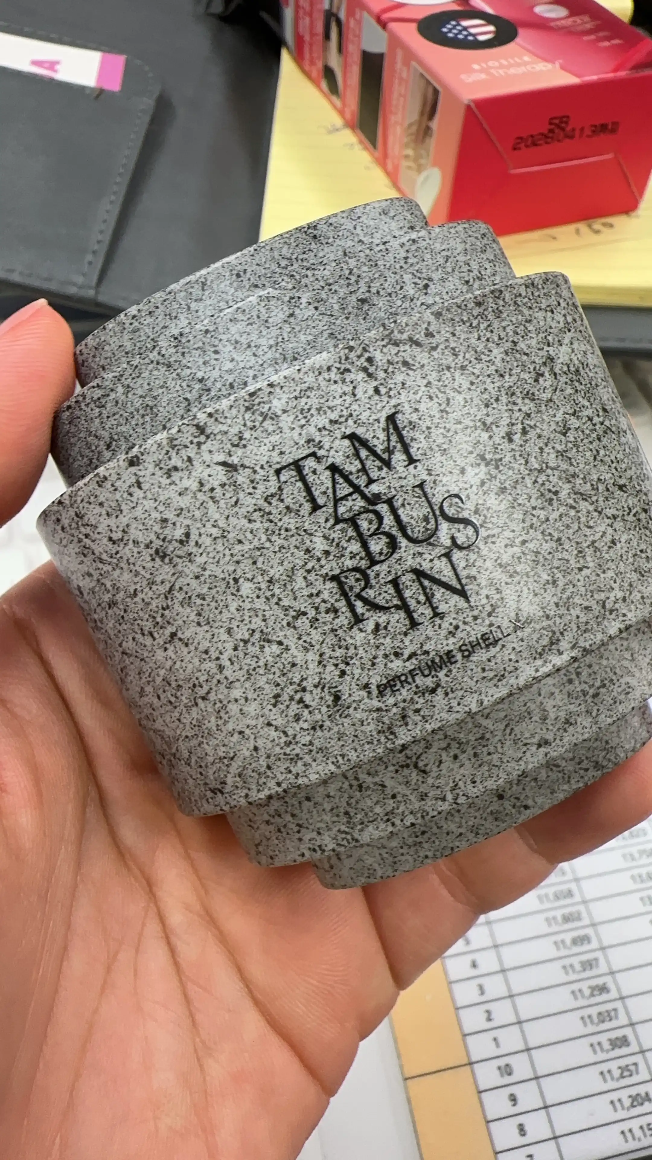 퍼퓸 쉘 엑스 핸드크림 [라레]